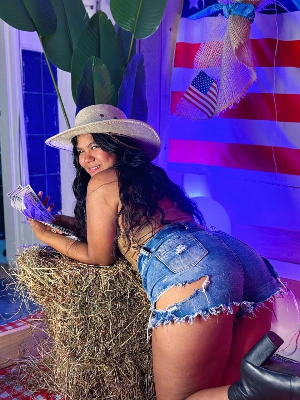 XXX Porn Photo of Nude AhslyEvans__ 64