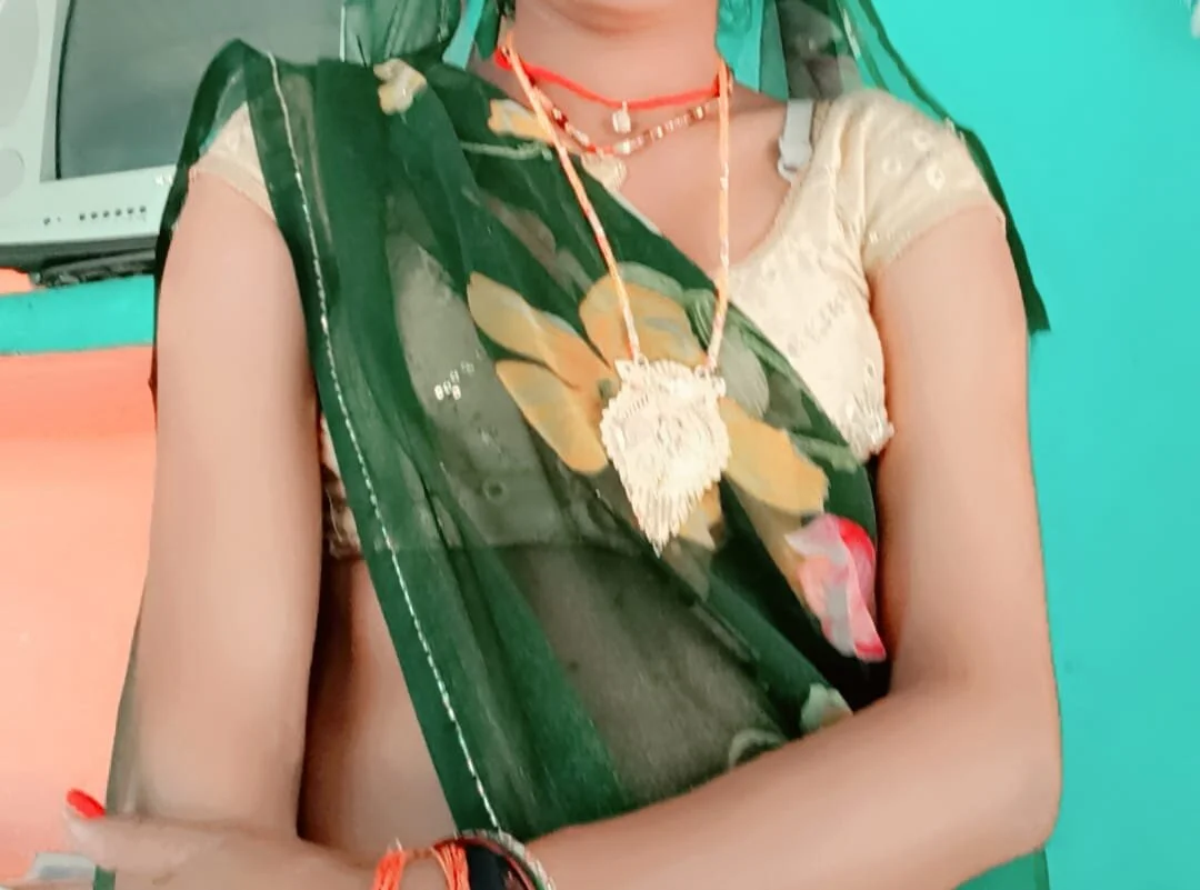 XXX Porn Photo of Nude Cute_Pari9 2