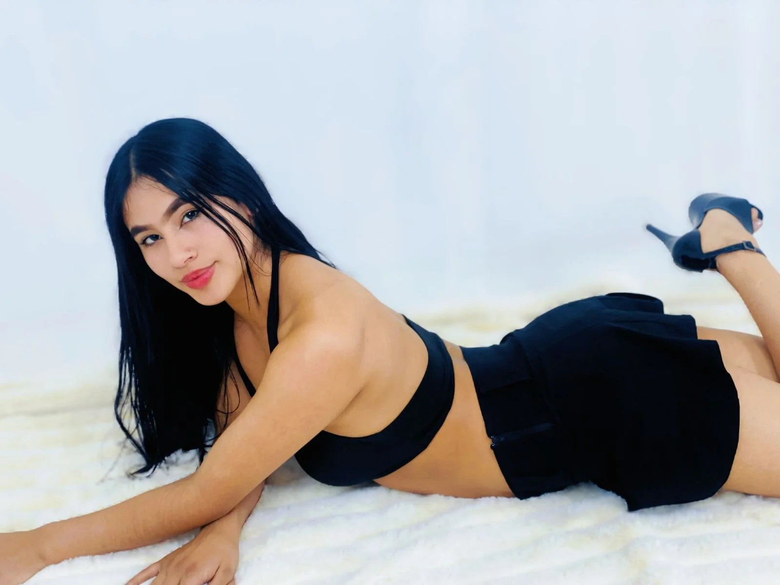 XXX Porn Photo of Nude Miaa_Davis_ 32