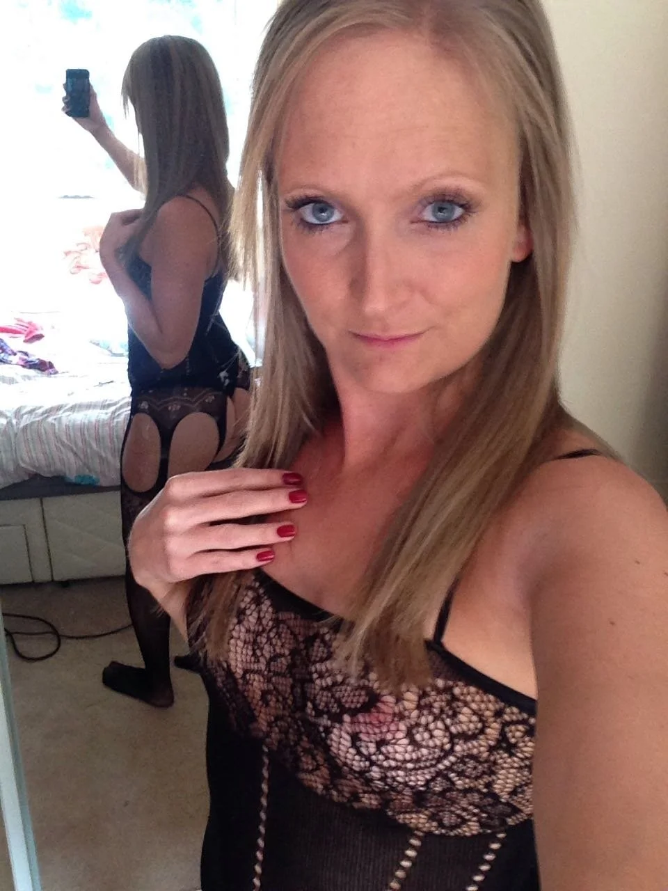 XXX Porn Photo of Nude HoneyBluex 5