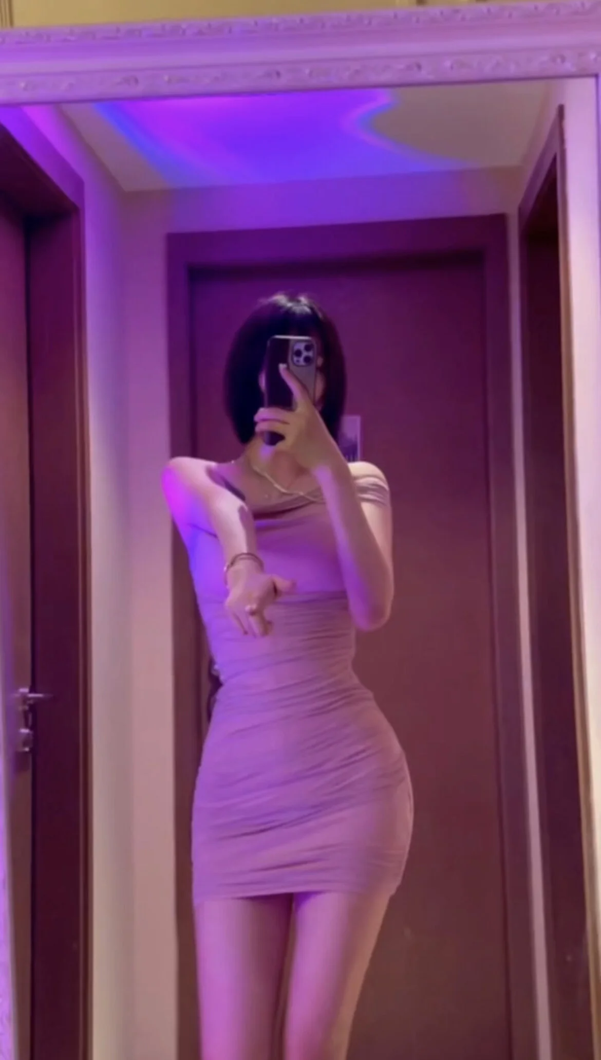 XXX Porn Photo of Nude Lvy--v 1
