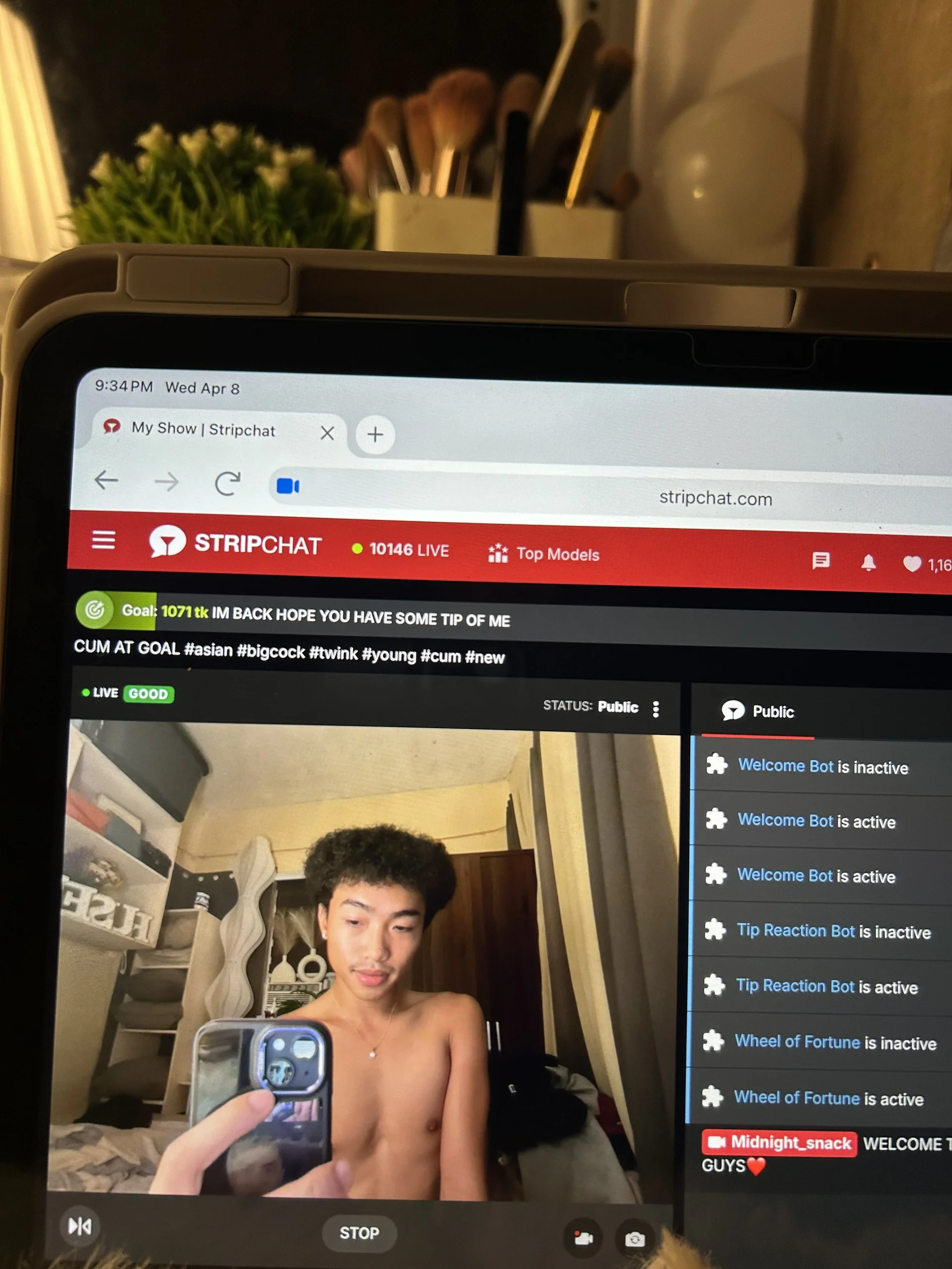 XXX Porn Photo of Nude Midnight_snack 9