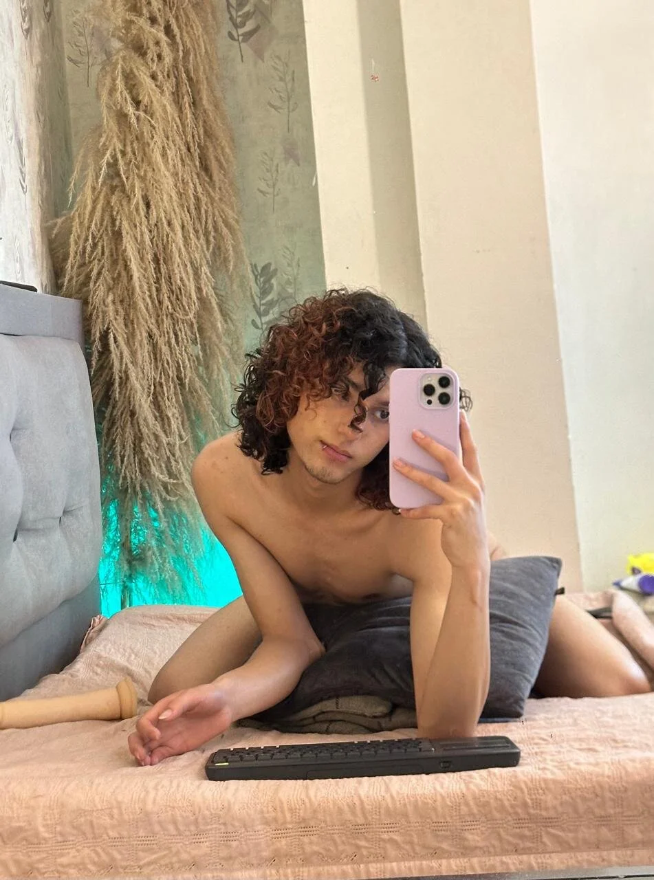 XXX Porn Photo of Nude sammyrose__ 13