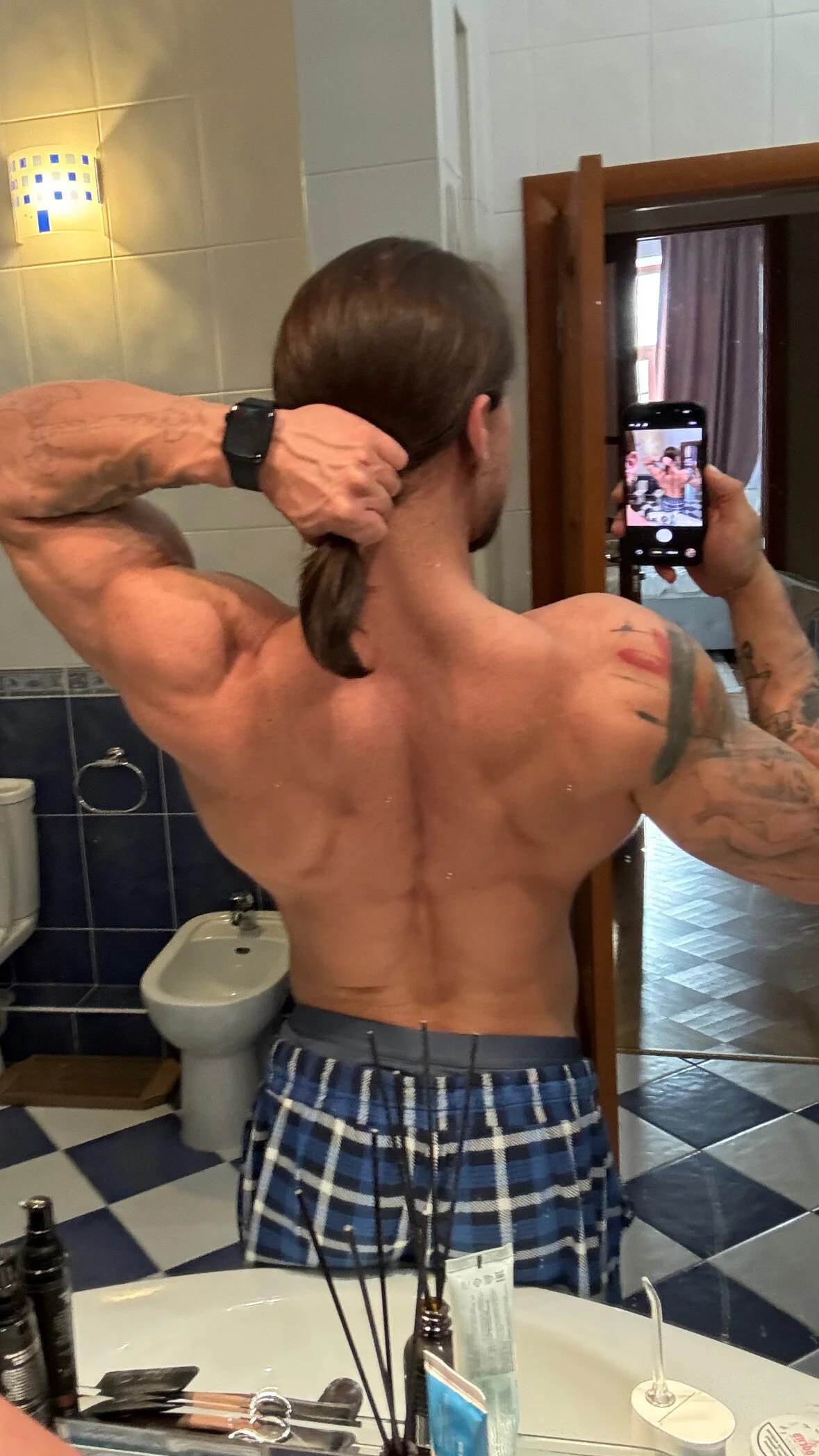 XXX Porn Photo of Nude Karlos_Ripped_ 6