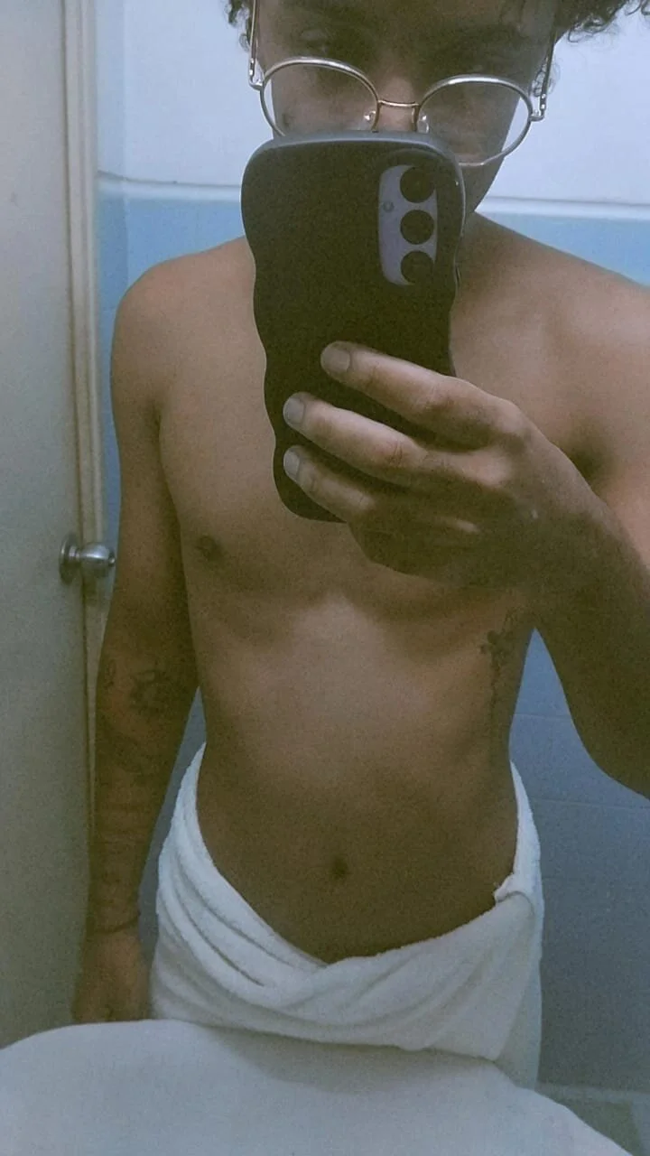 XXX Porn Photo of Nude 17balo 4
