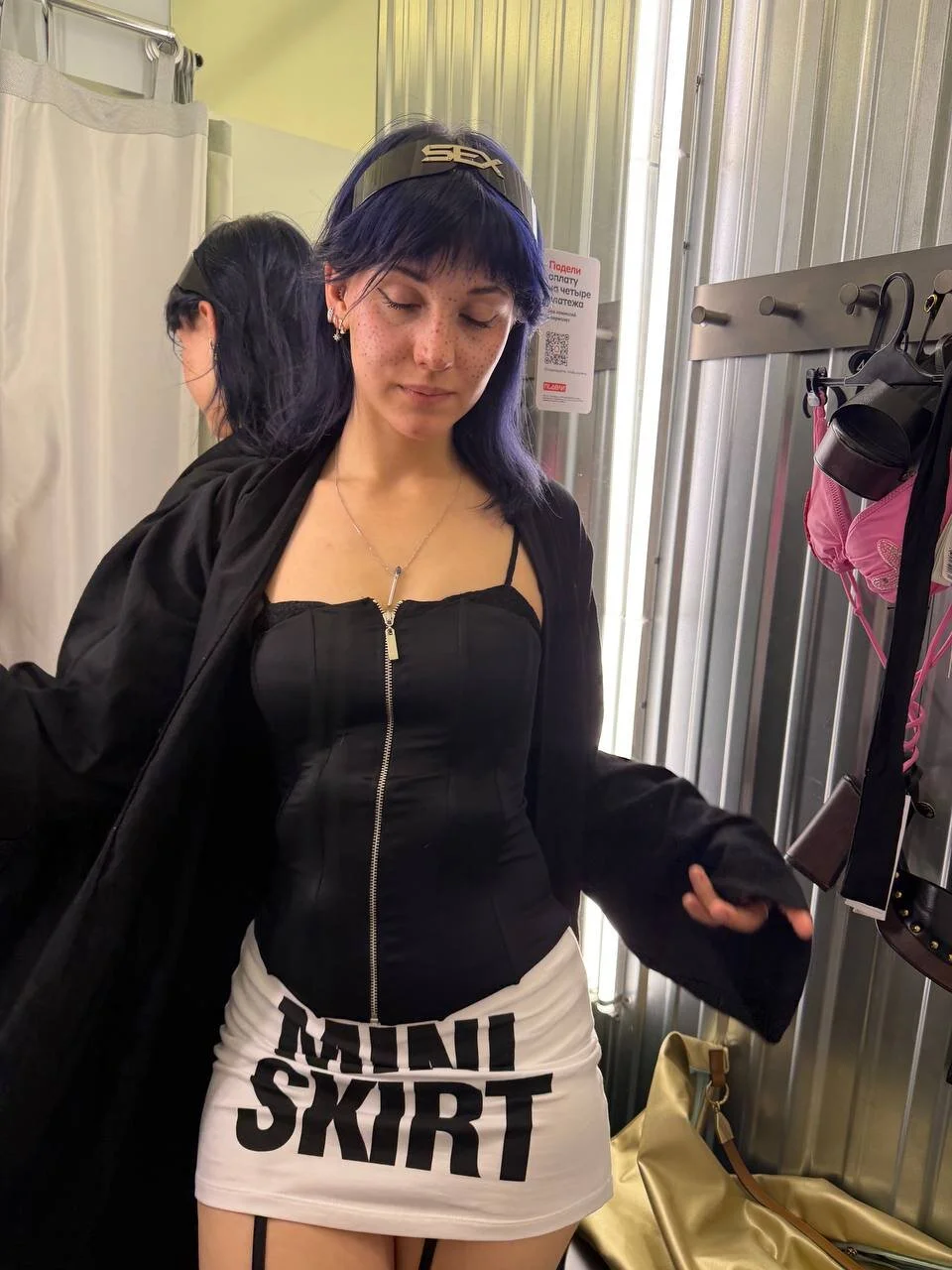 XXX Porn Photo of Nude Only_April 28