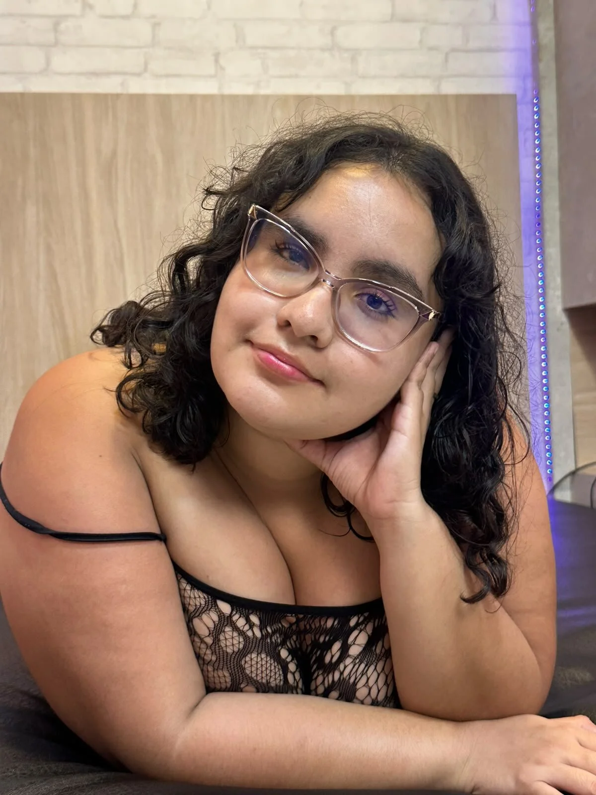 XXX Porn Photo of Nude OliviaRicci 2