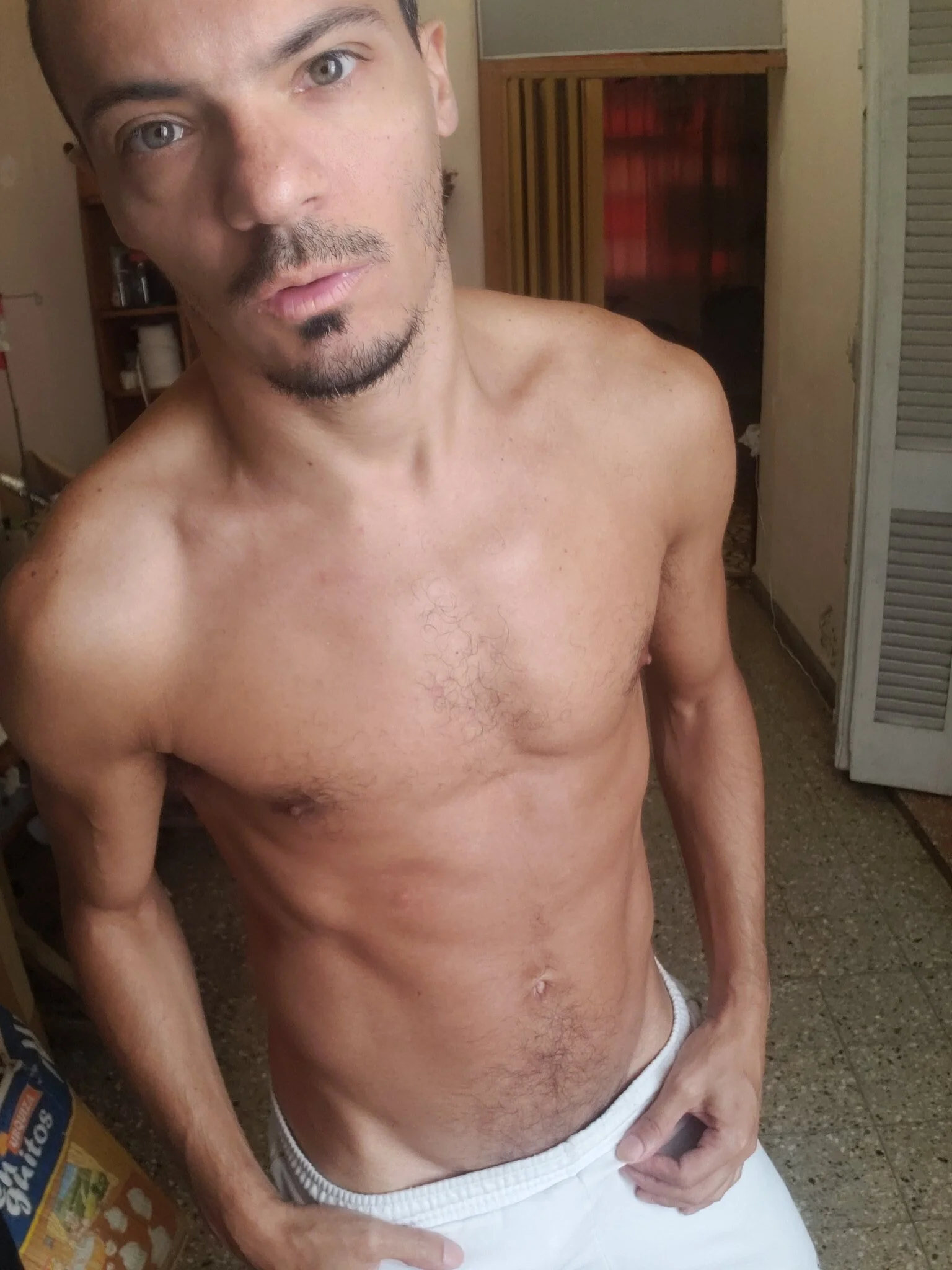 XXX Porn Photo of Nude guachin_hunk 1