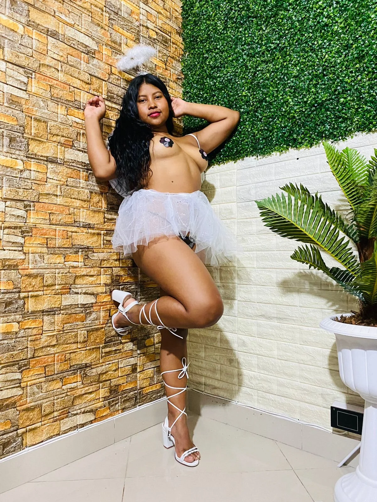 XXX Porn Photo of Nude lunahot__07 22