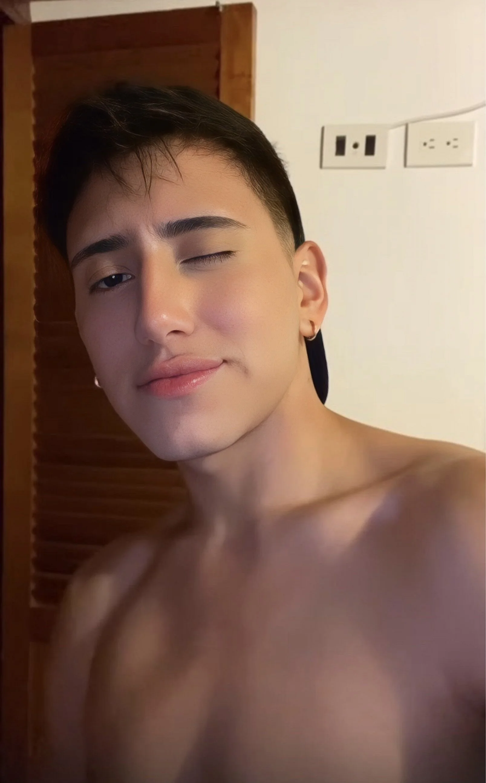 XXX Porn Photo of Nude adrik_cano__ 19