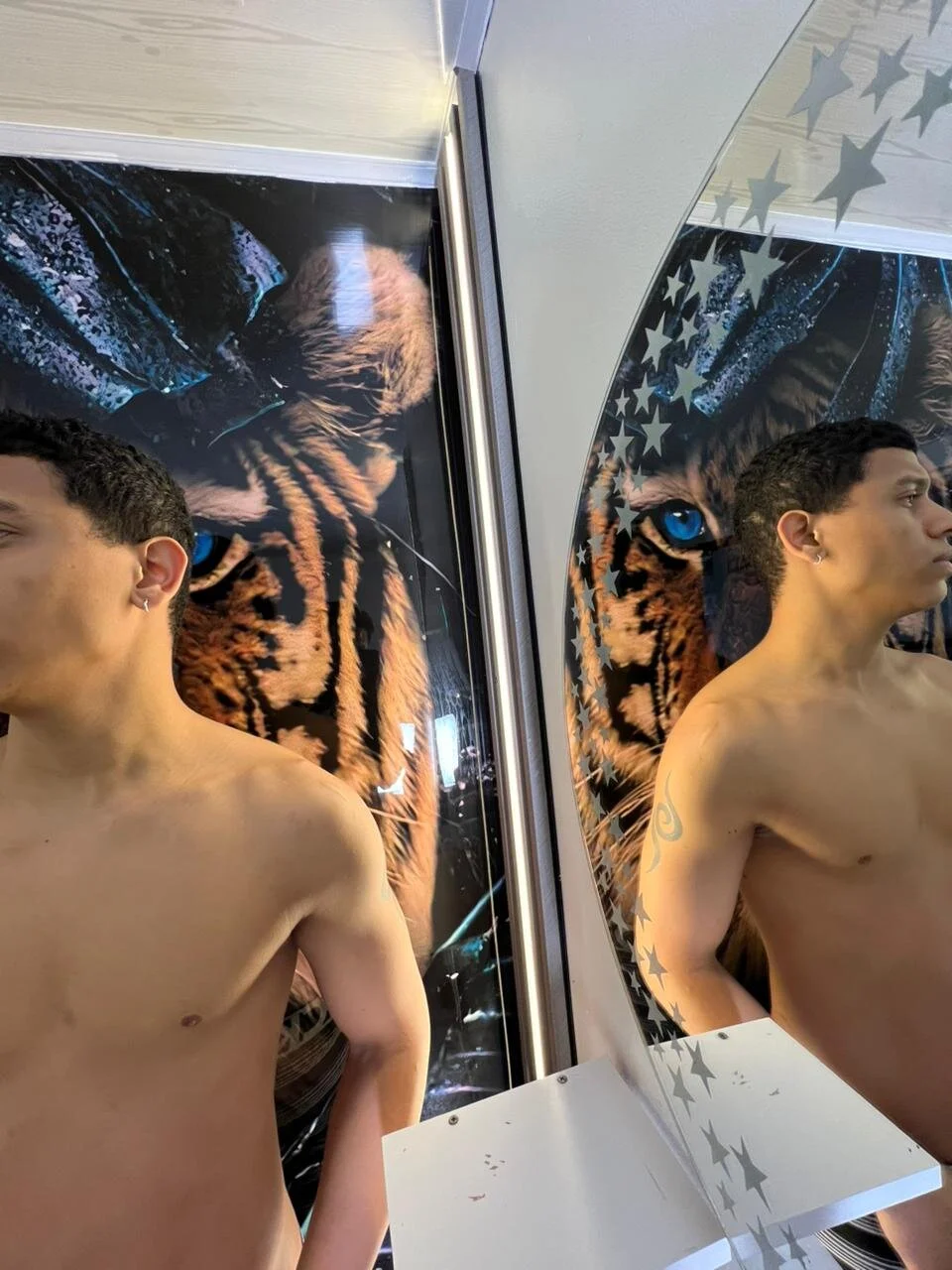 XXX Porn Photo of Nude Met_Marcos 17