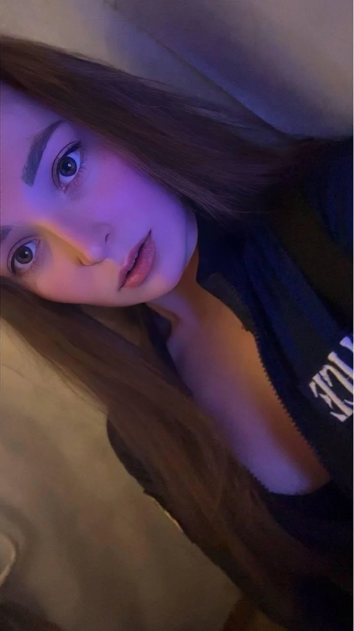 XXX Porn Photo of Nude _Barbie_Kiss_ 2