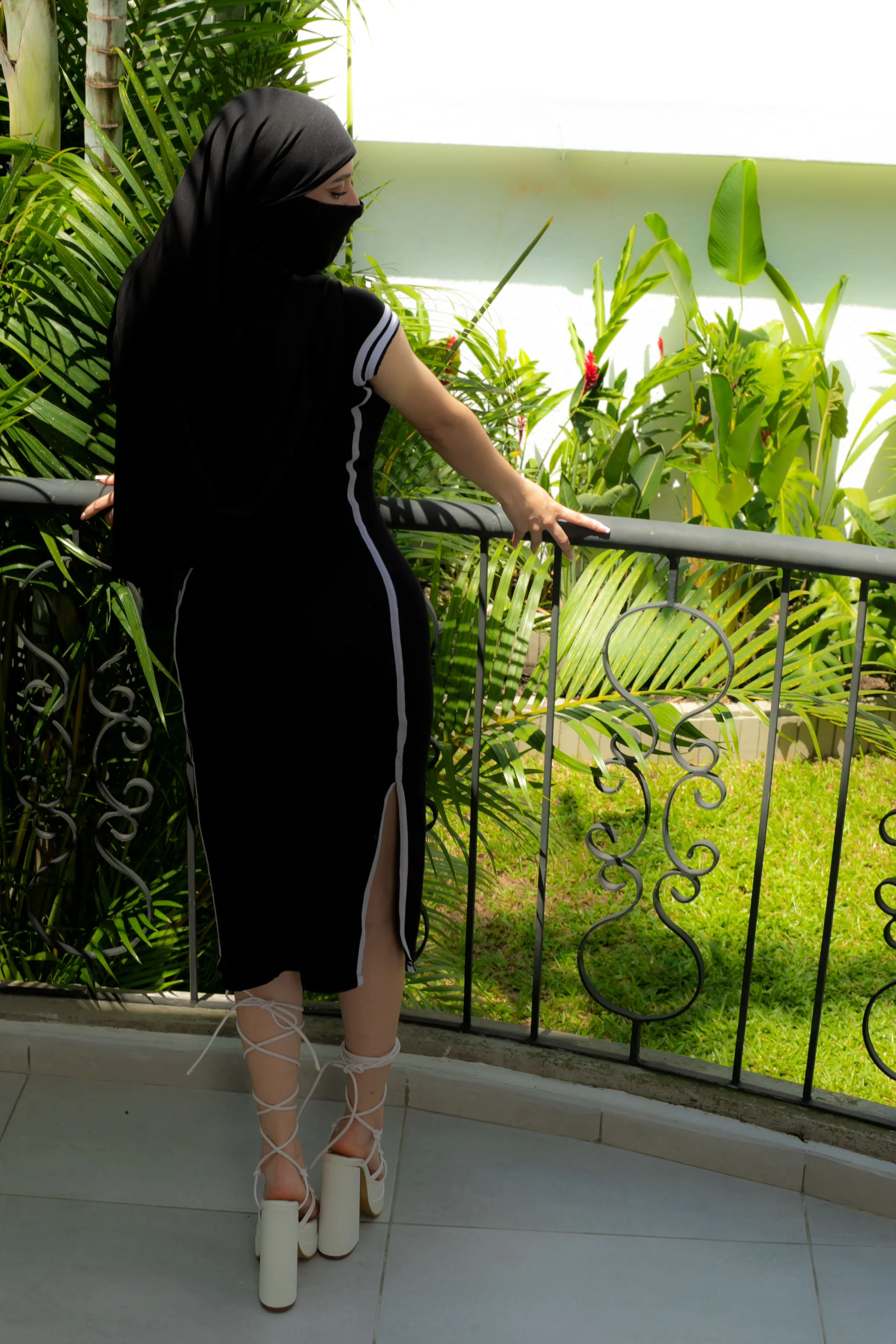 XXX Porn Photo of Nude amaal_ 6