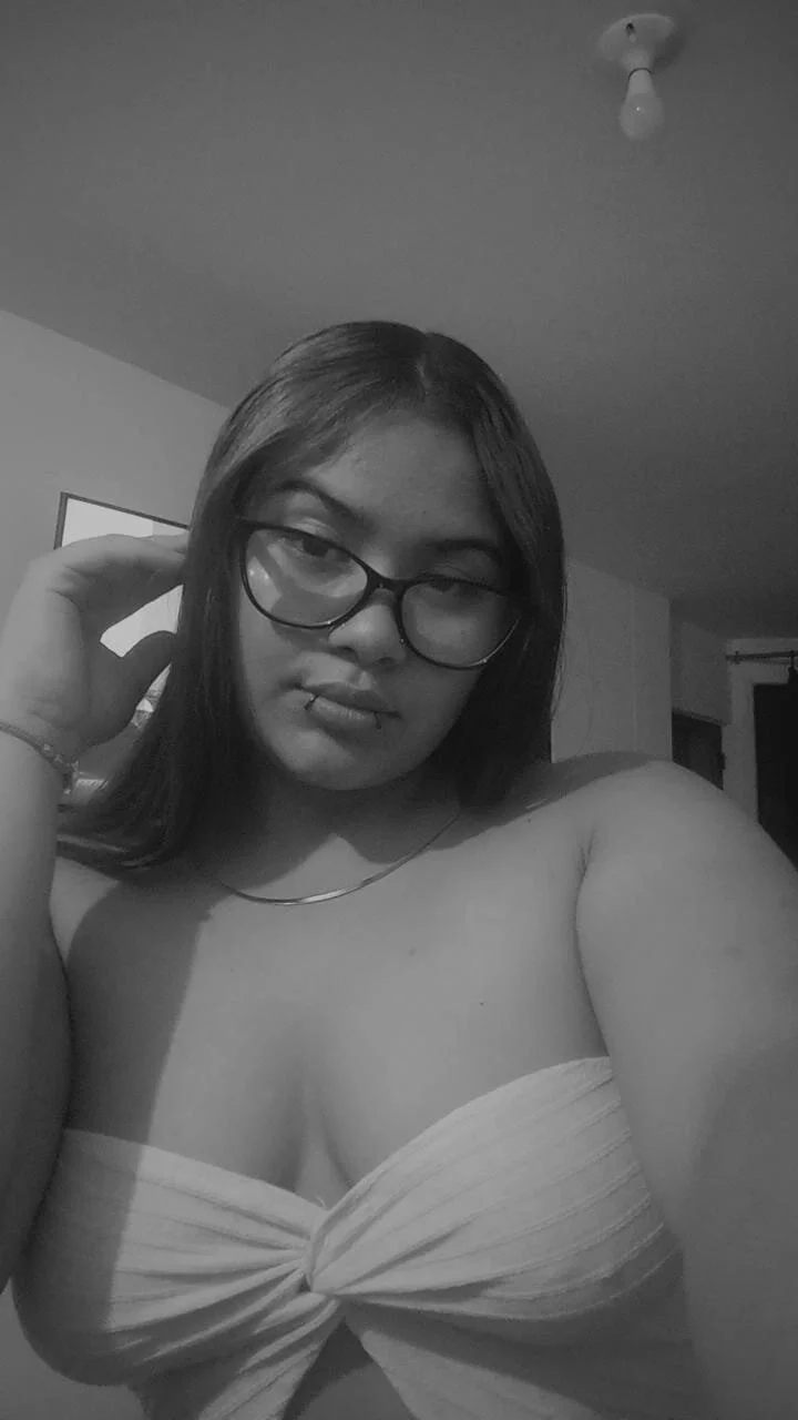 XXX Porn Photo of Nude Raichell_sweet_curvy 1
