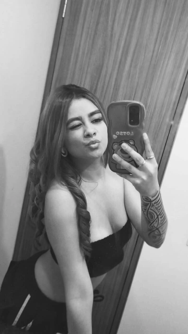 XXX Porn Photo of Nude BellaNoirsg 3