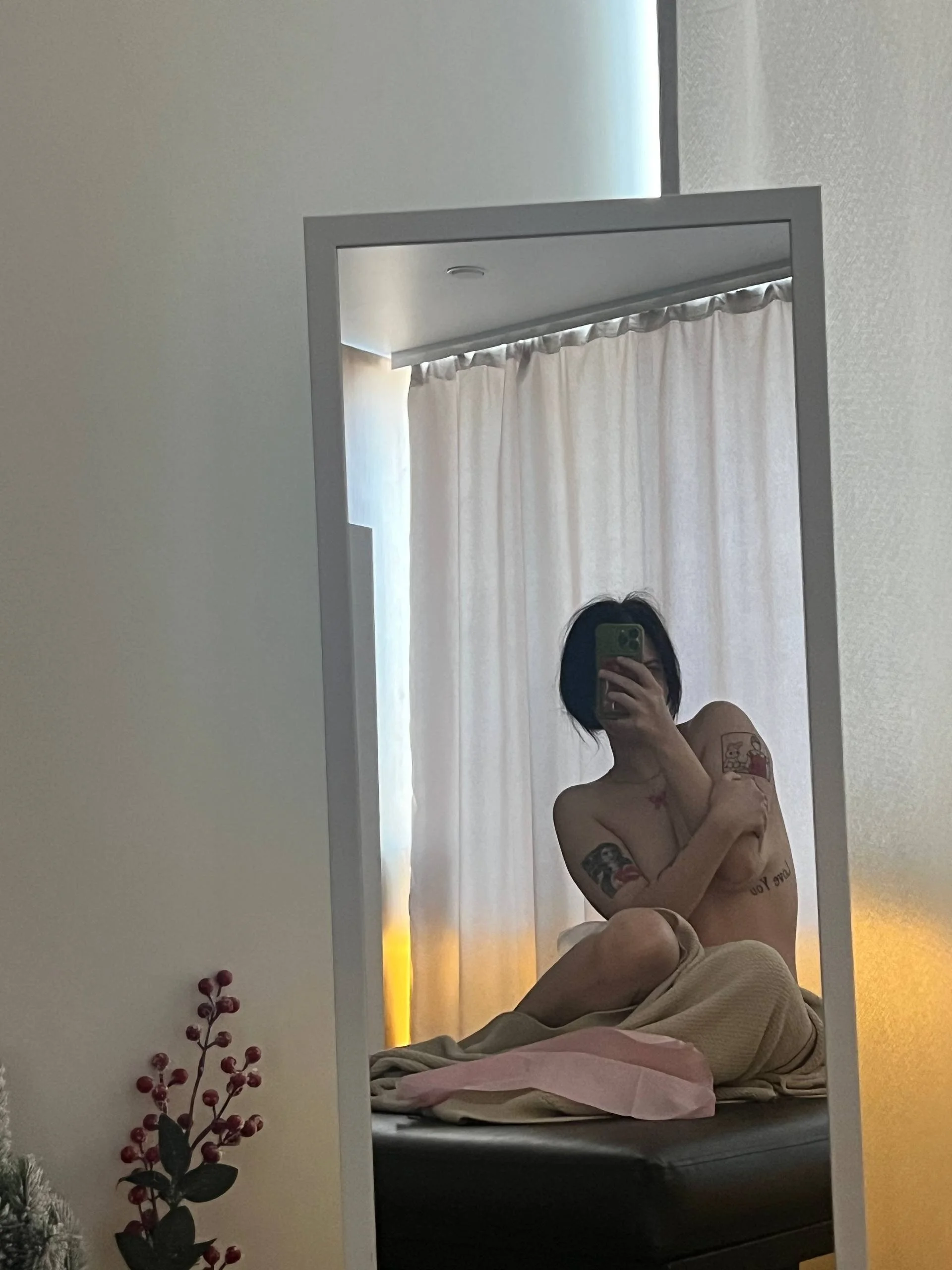 XXX Porn Photo of Nude SarahHunnye 8