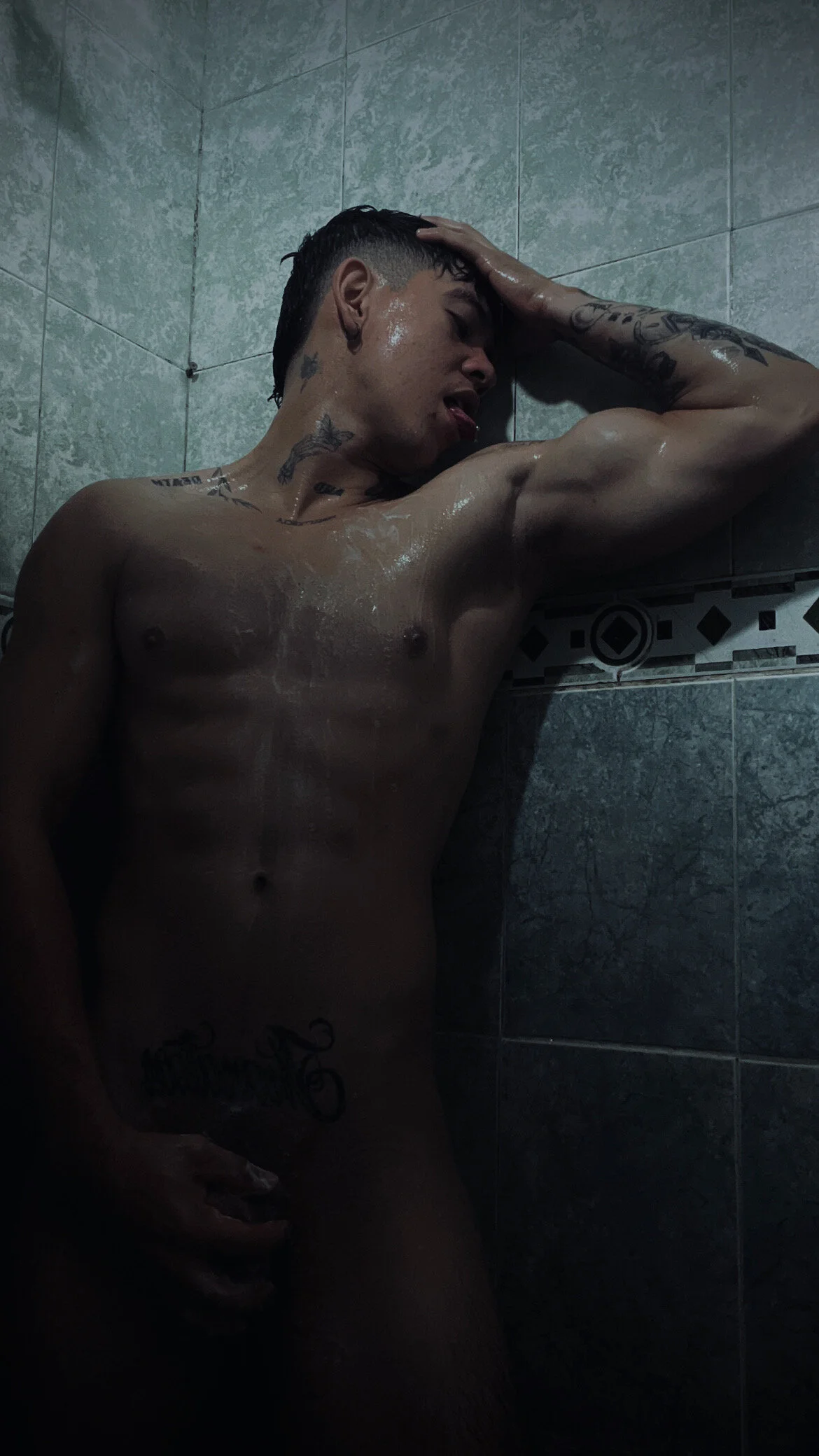 XXX Porn Photo of Nude AlamJams 22