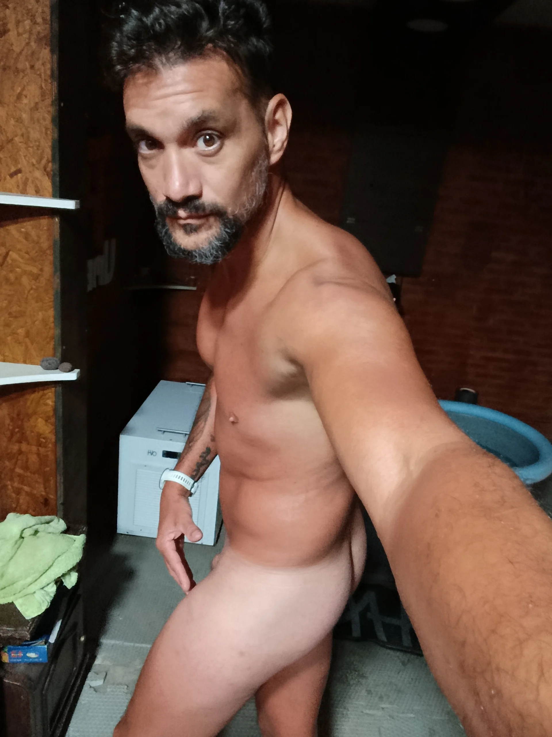 XXX Porn Photo of Nude Dorian2320 3