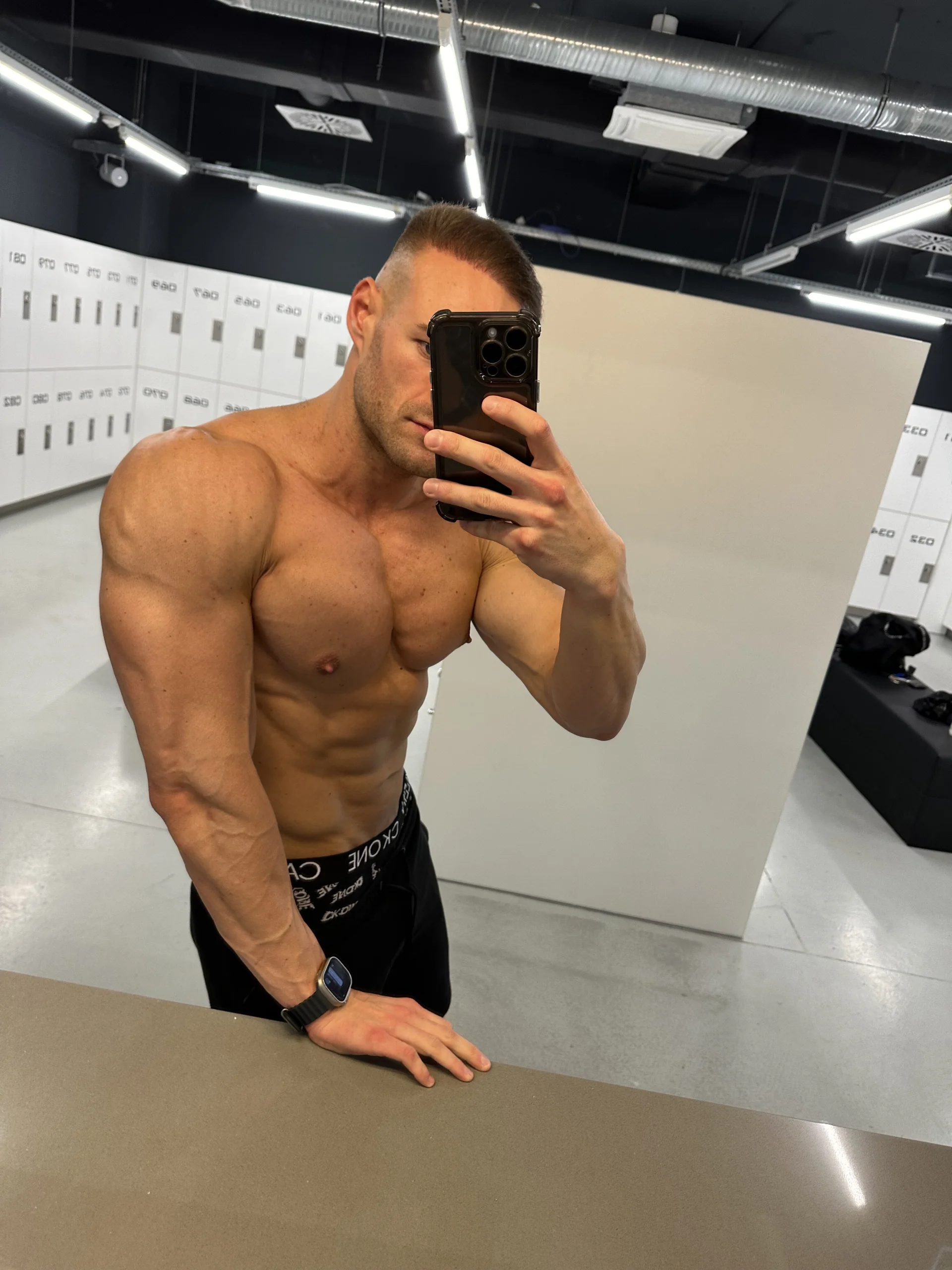 XXX Porn Photo of Nude TheKevinboy 1