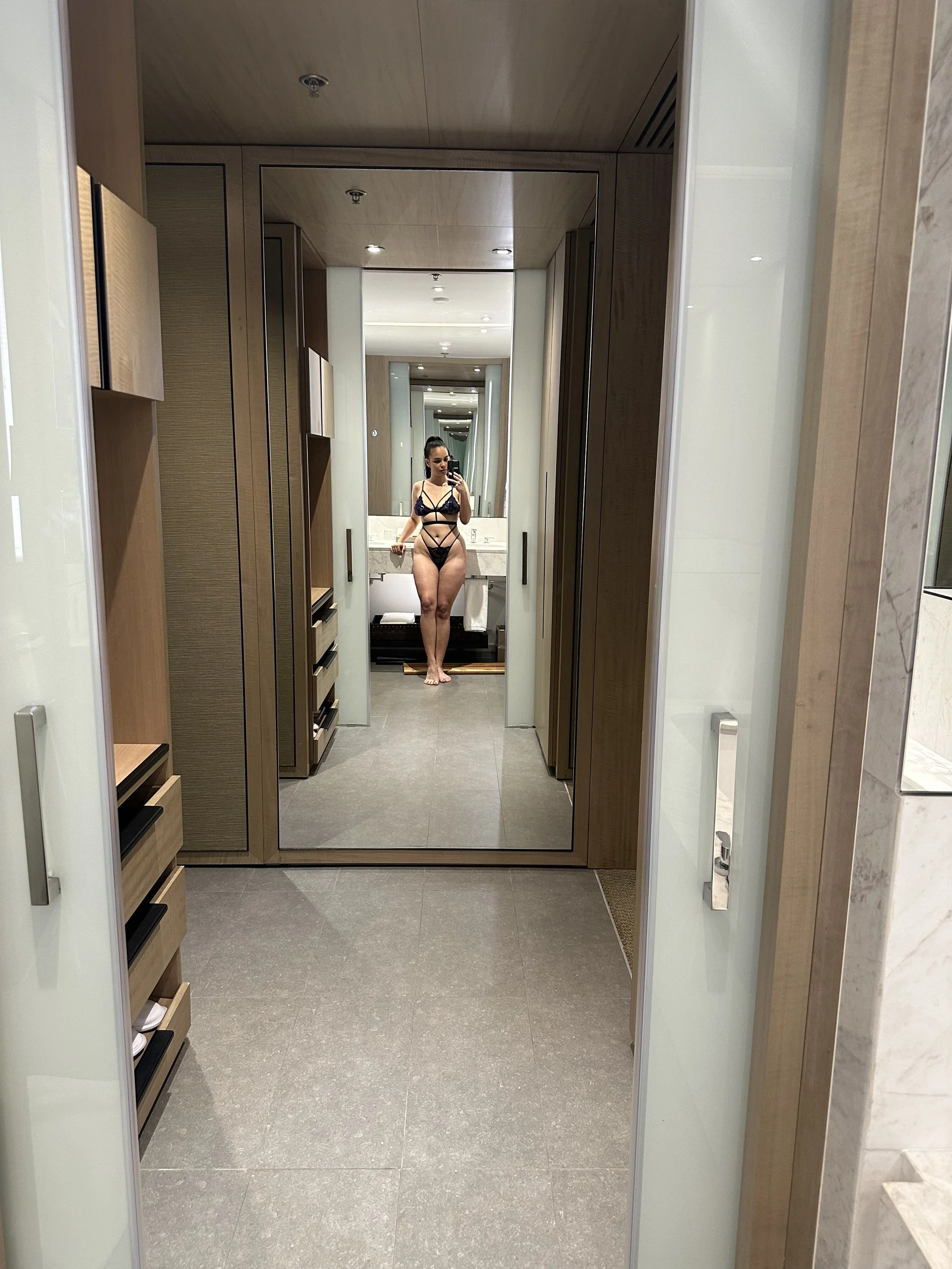 XXX Porn Photo of Nude gabyaridi 22