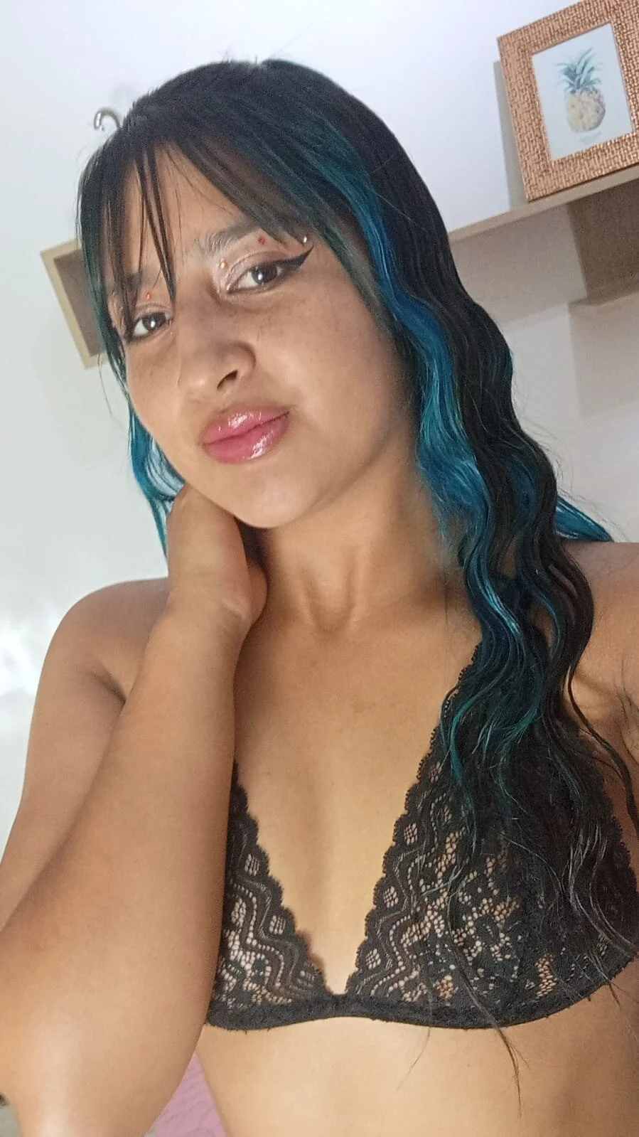 XXX Porn Photo of Nude Sylvie_V 3