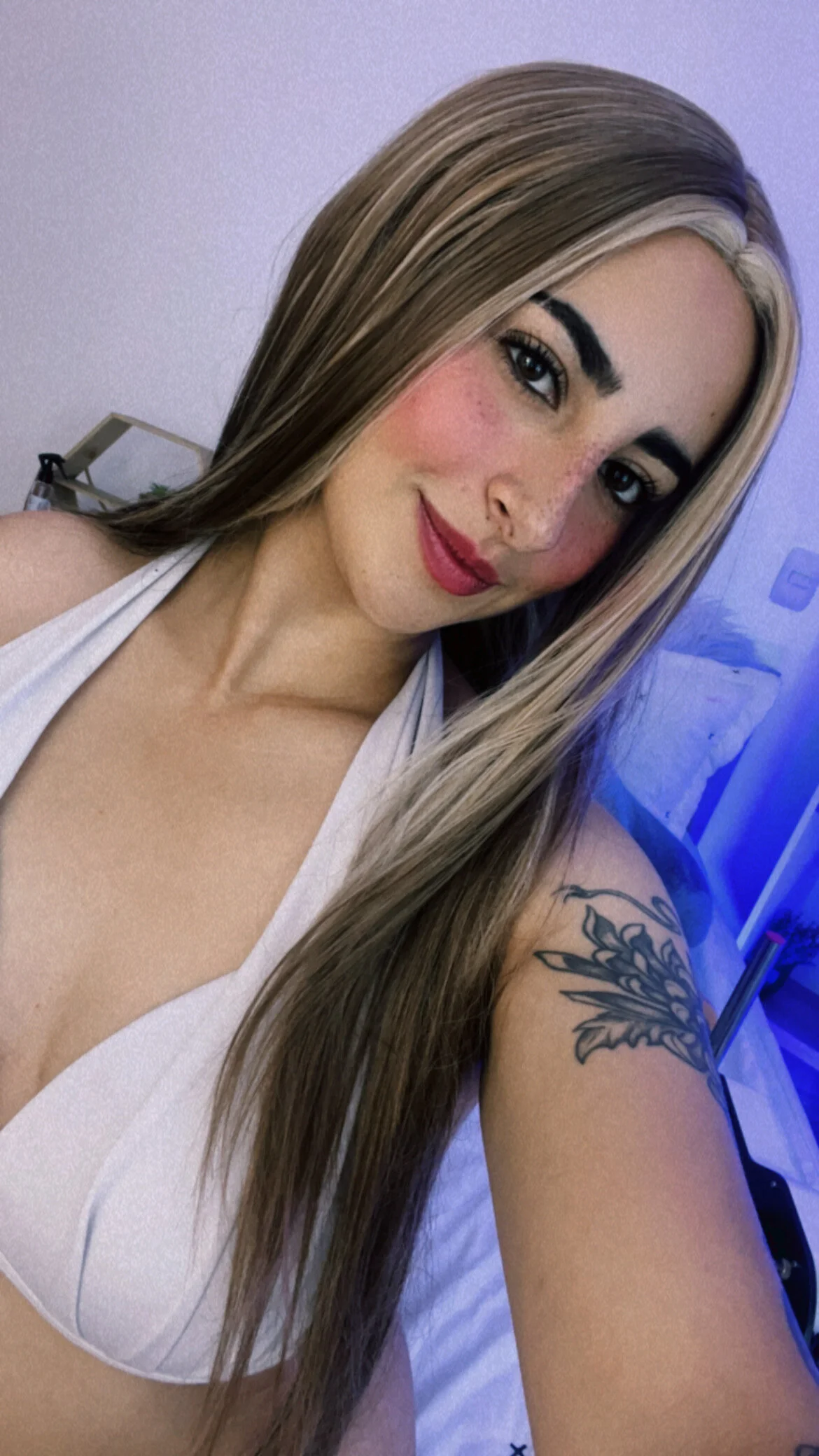 XXX Porn Photo of Nude Enola_holmess 6