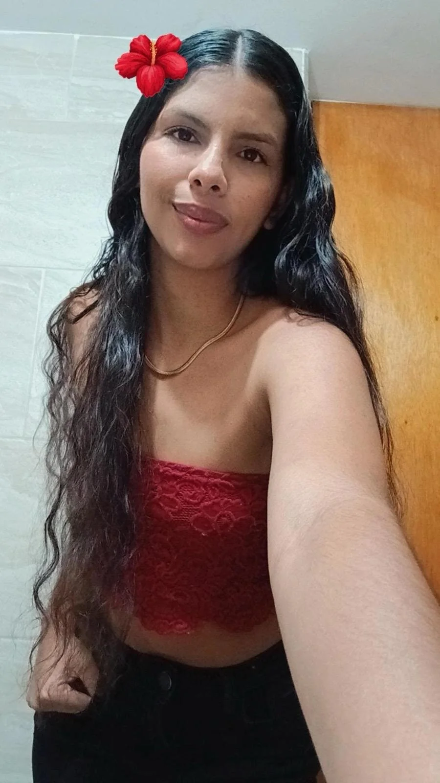 XXX Porn Photo of Nude fiorellaskinny18 21