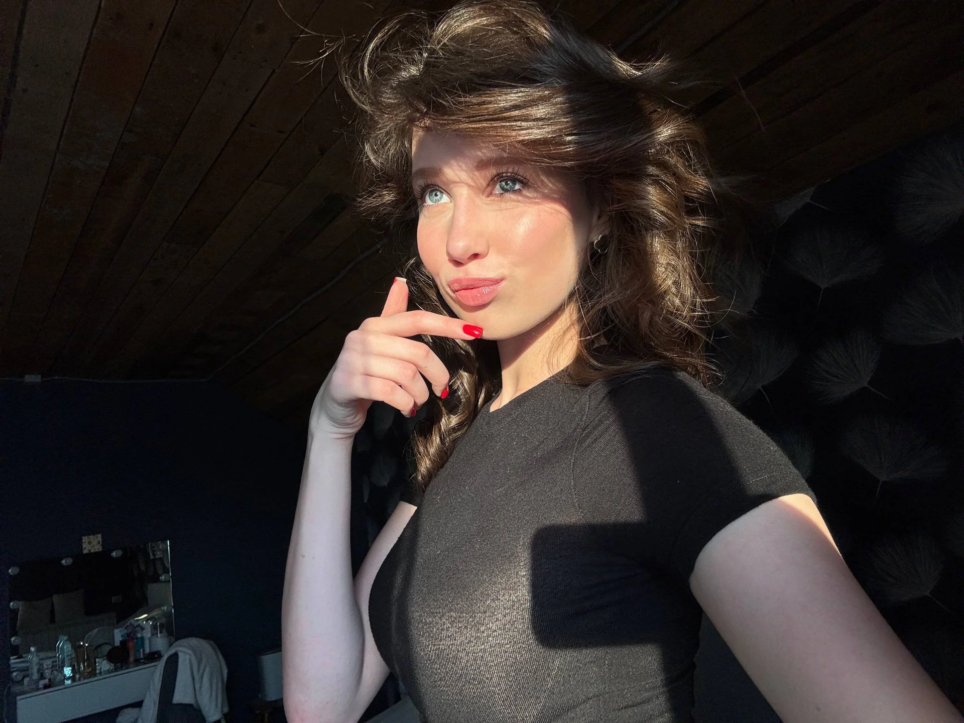 XXX Porn Photo of Nude LachelleFrommer 9
