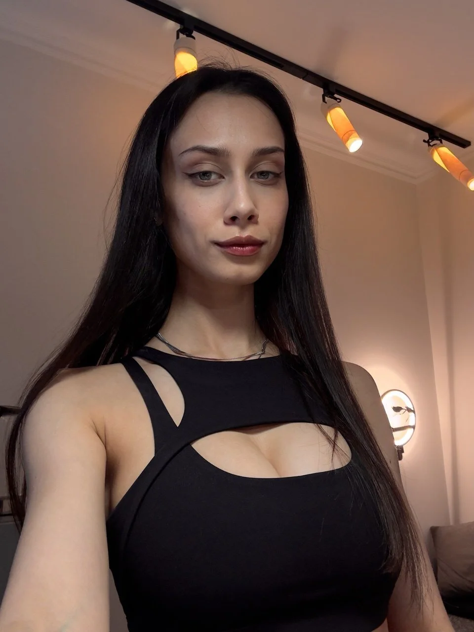 XXX Porn Photo of Nude unaericaabistrong 3