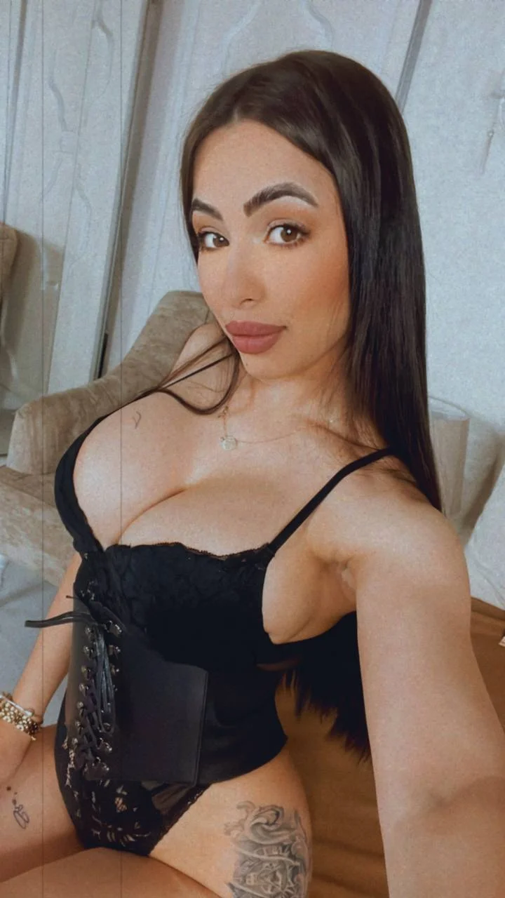 XXX Porn Photo of Nude NicoleSteph 10