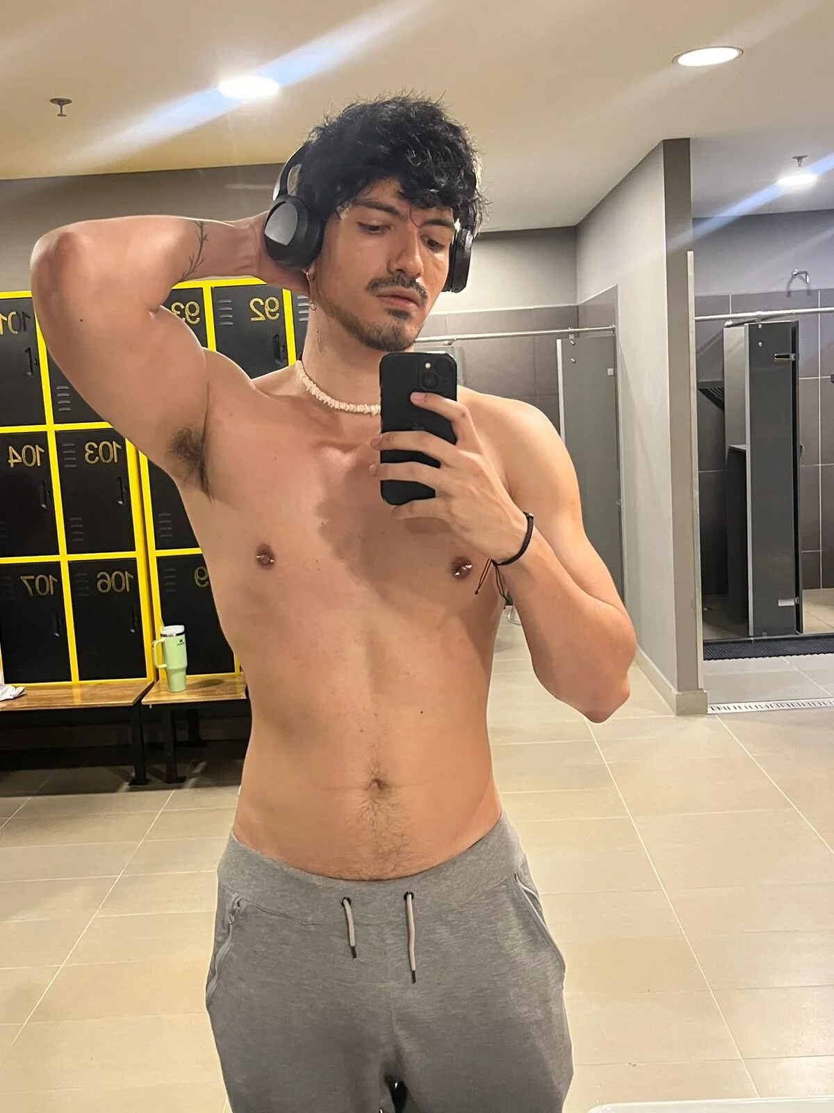 XXX Porn Photo of Nude bbbeachboy 47