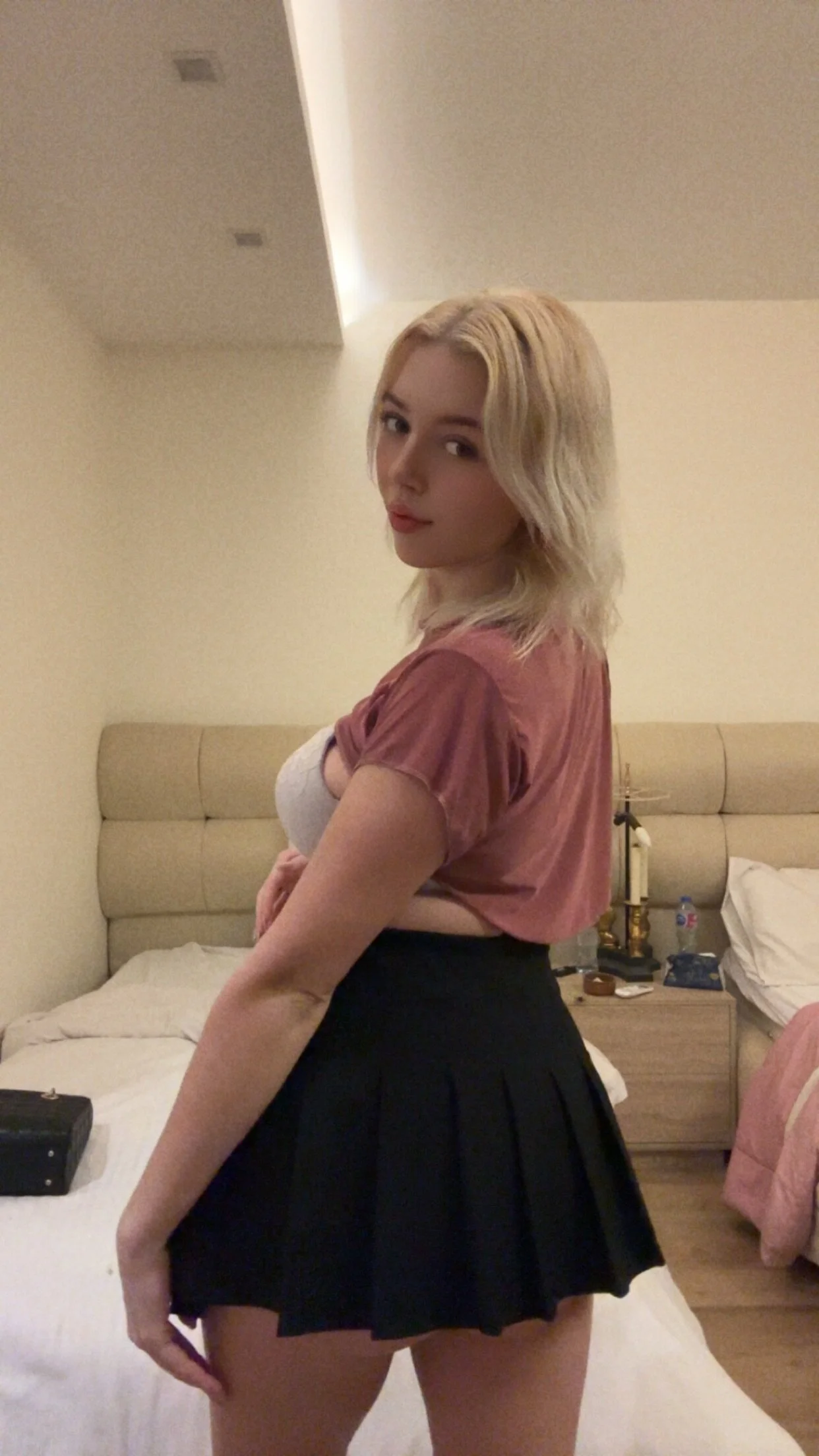 XXX Porn Photo of Nude MonaNoire 11