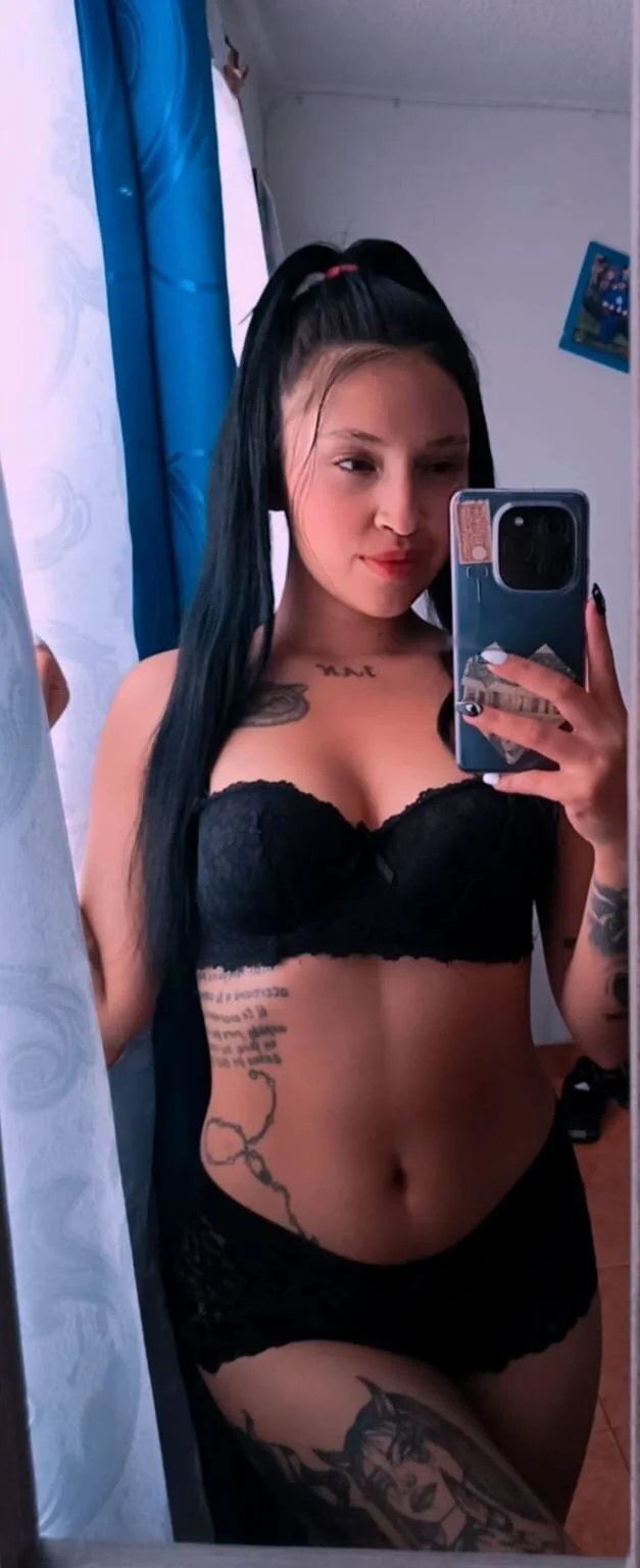 XXX Porn Photo of Nude Candy-Blu 1