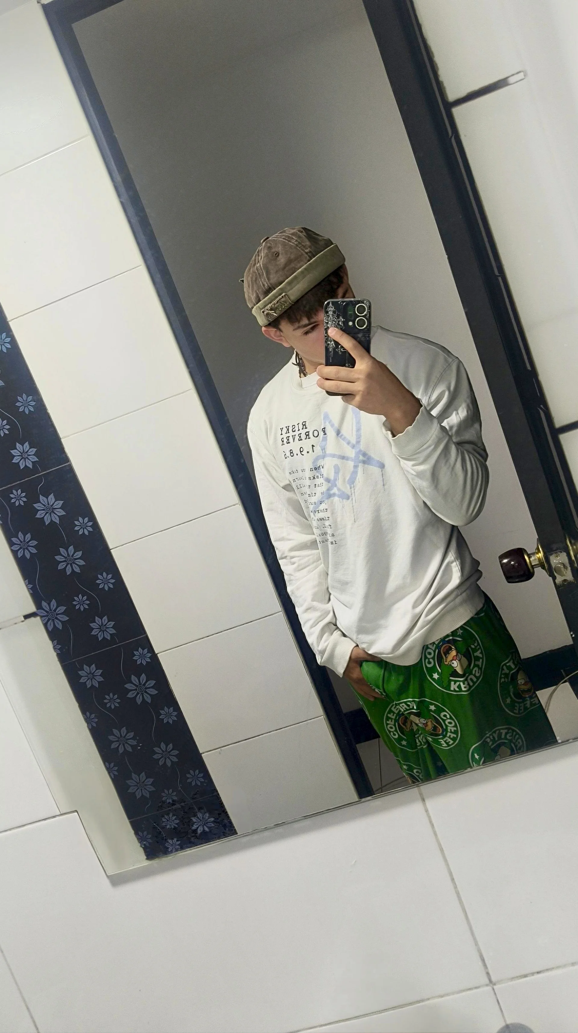 XXX Porn Photo of Nude joji__spencer 42