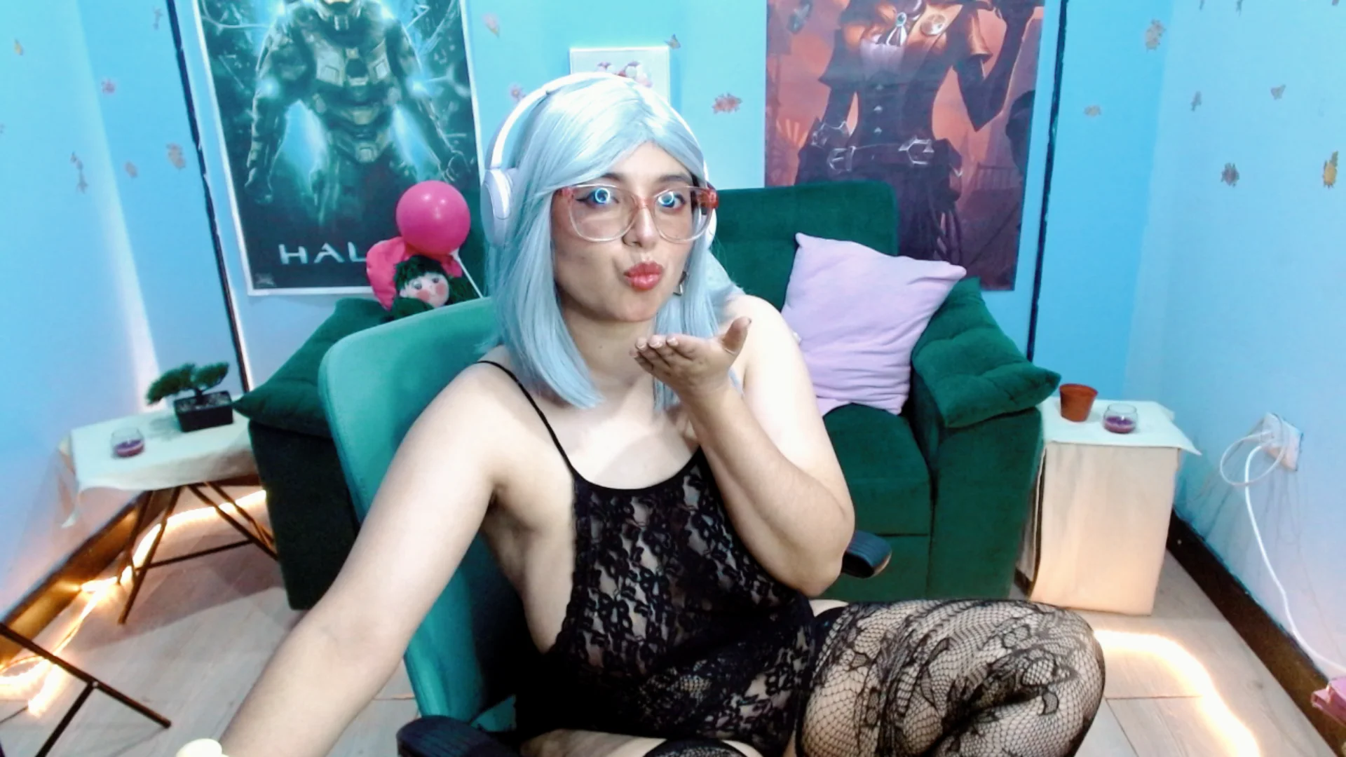 XXX Porn Photo of Nude ohmysqueak 3