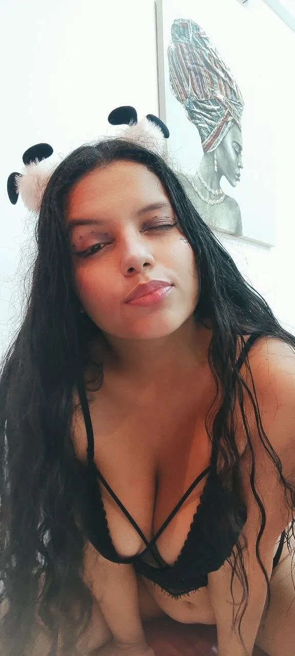 XXX Porn Photo of Nude KonyBell 13