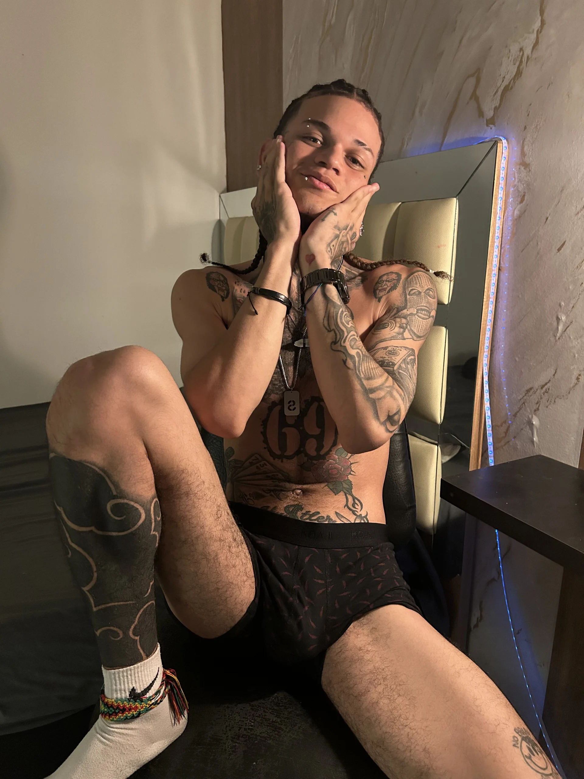 XXX Porn Photo of Nude hot_man05 1