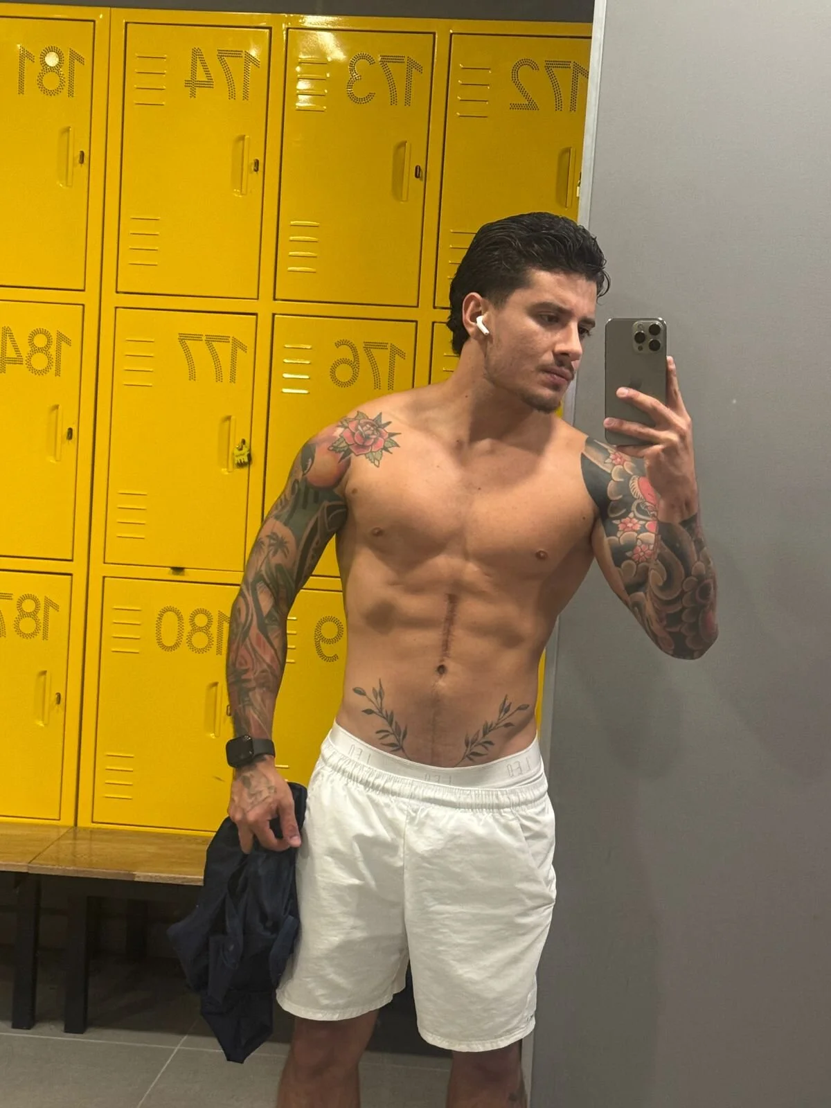 XXX Porn Photo of Nude chris_morton 16