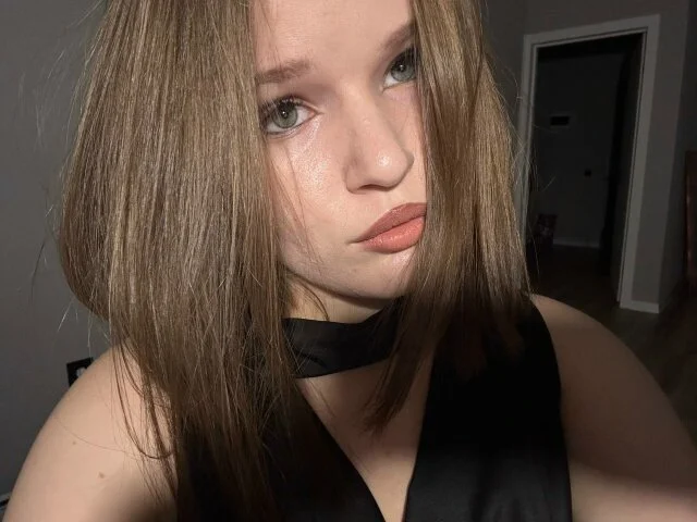XXX Porn Photo of Nude Dark_Blom 2
