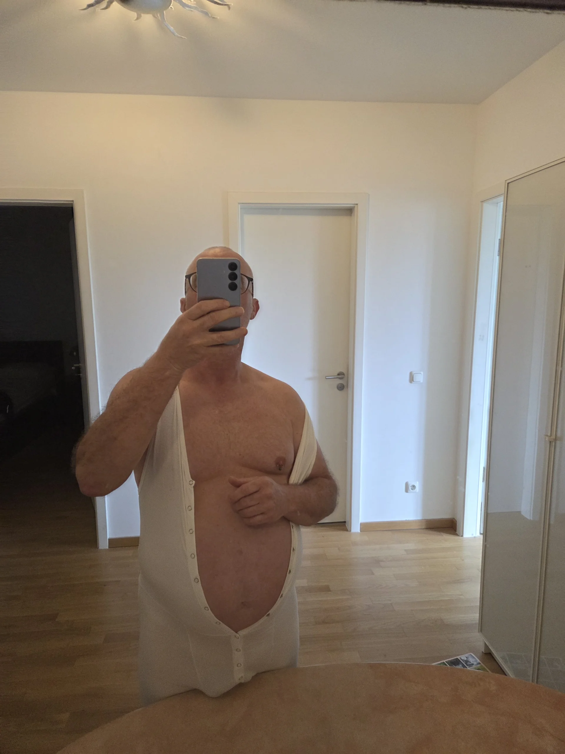 XXX Porn Photo of Nude wixenbiszumspritzen 3