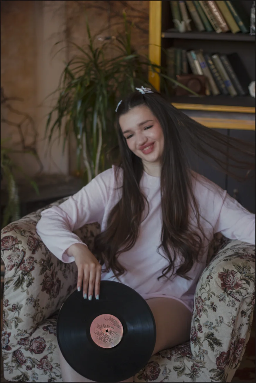 XXX Porn Photo of Nude Roxy_Pink 2