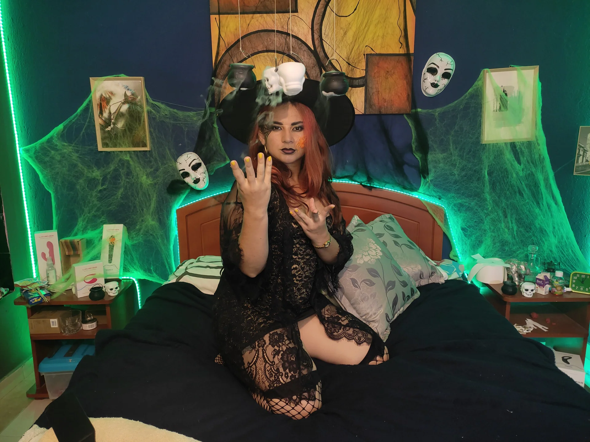 XXX Porn Photo of Nude Amarantha_666 11