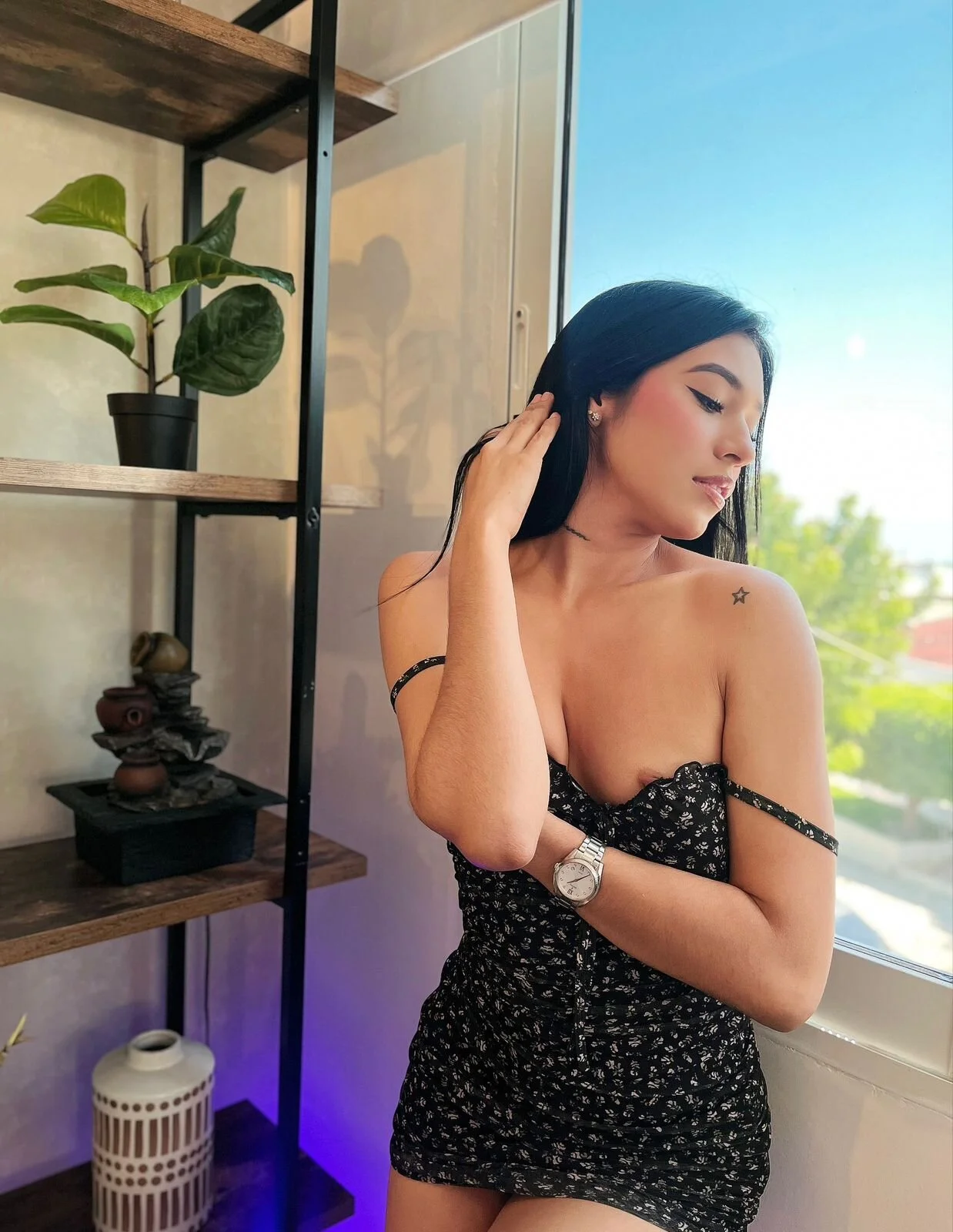 XXX Porn Photo of Nude Sassy--Girl 413