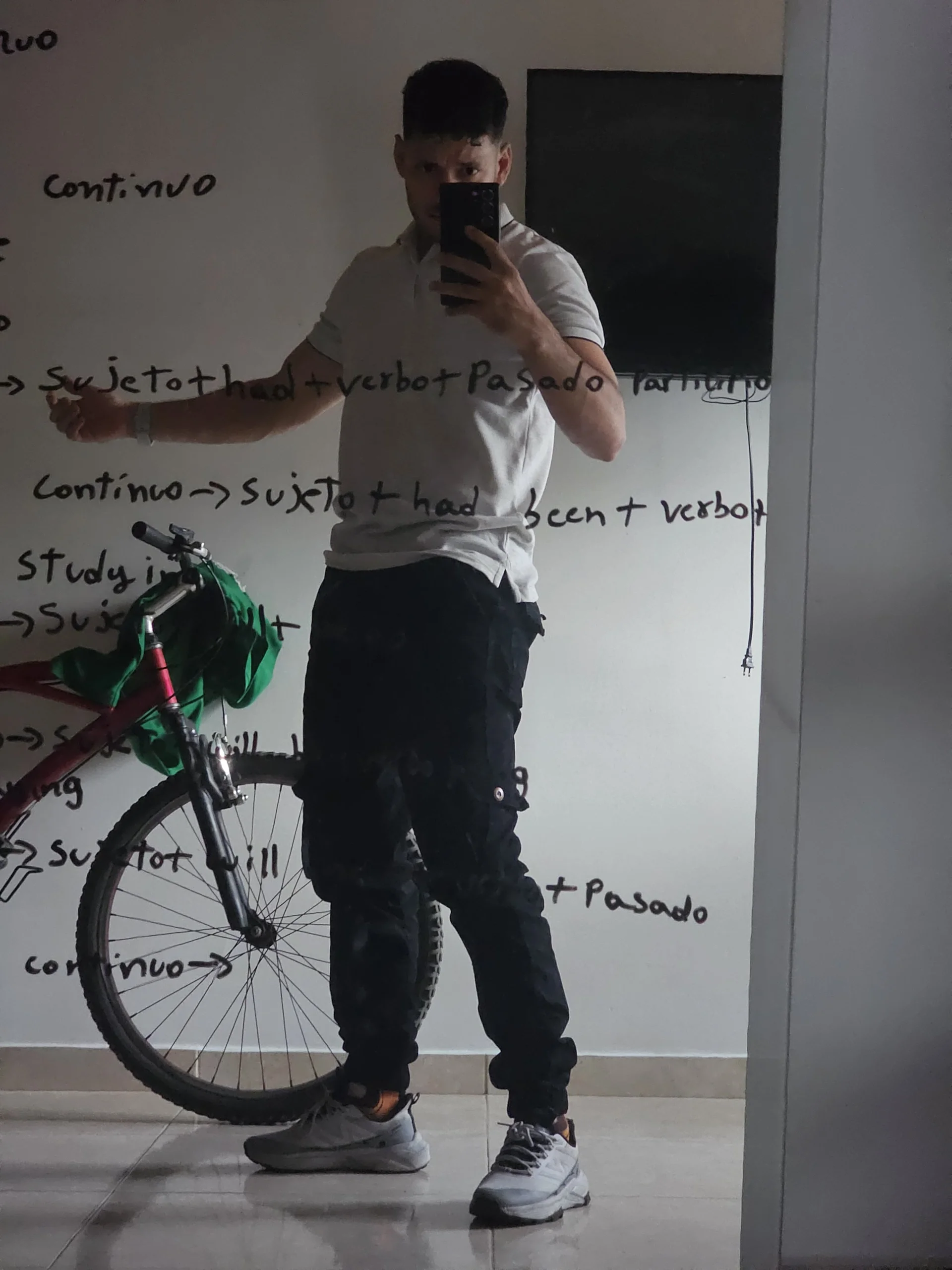 XXX Porn Photo of Nude alejandro__2 21