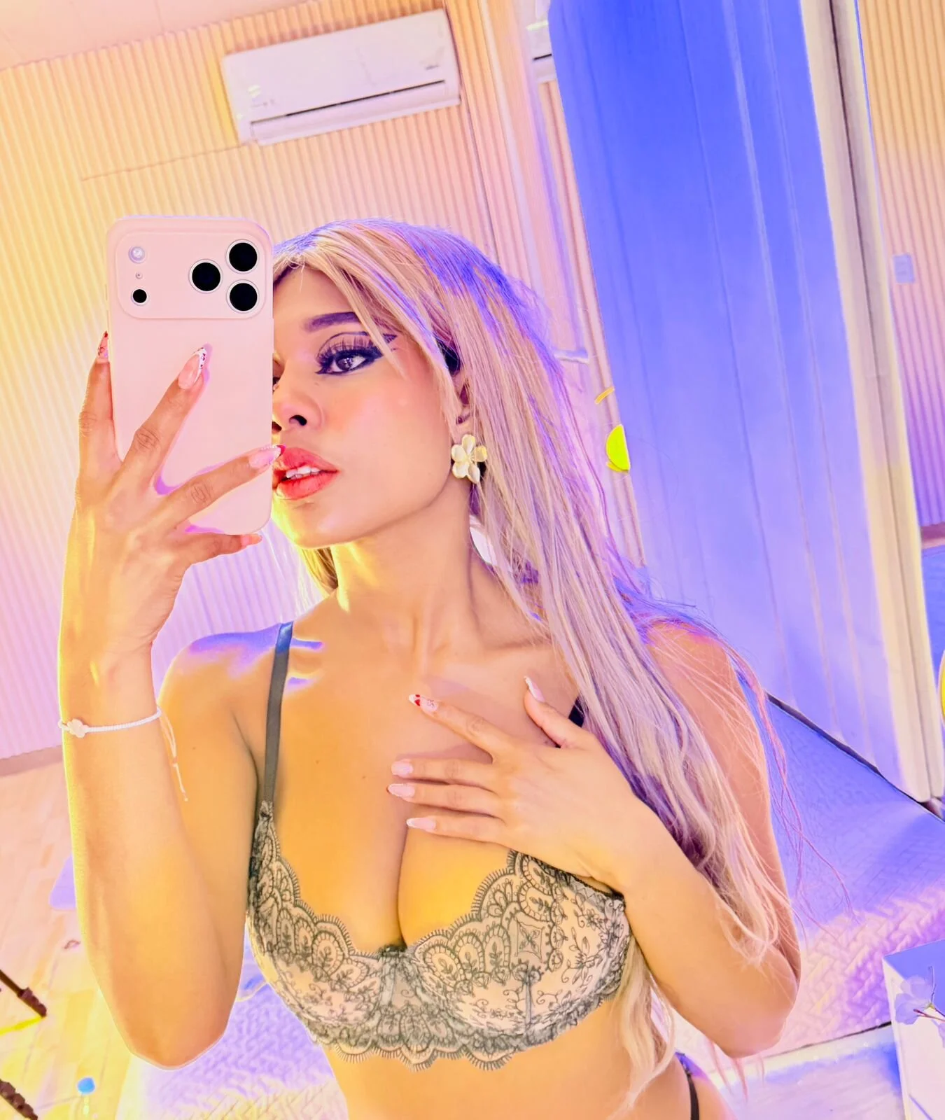 XXX Porn Photo of Nude salomebenz 259
