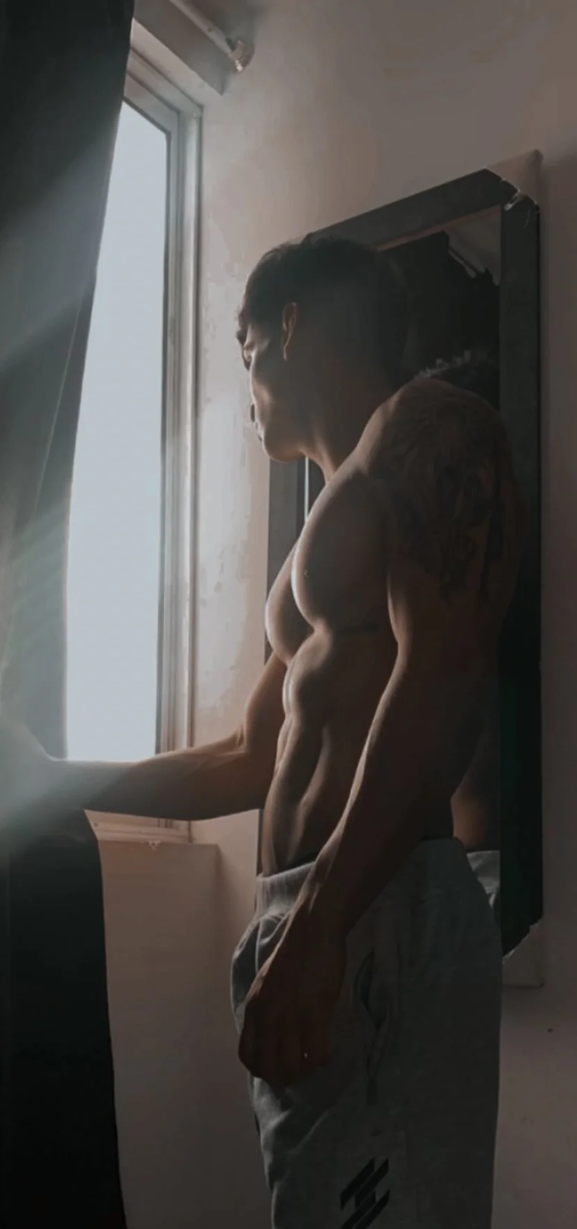 XXX Porn Photo of Nude muscle_boyhorny 150