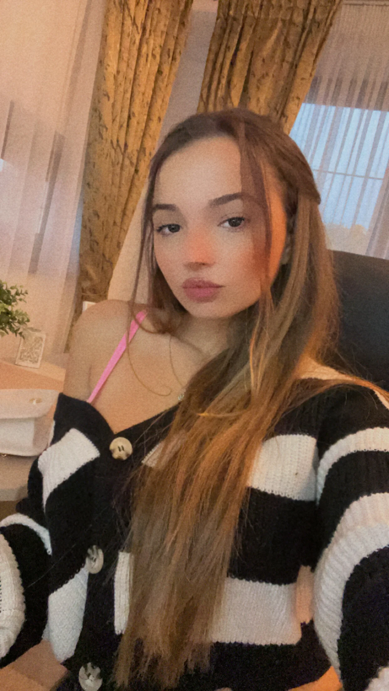 XXX Porn Photo of Nude OutsiderMuse 5
