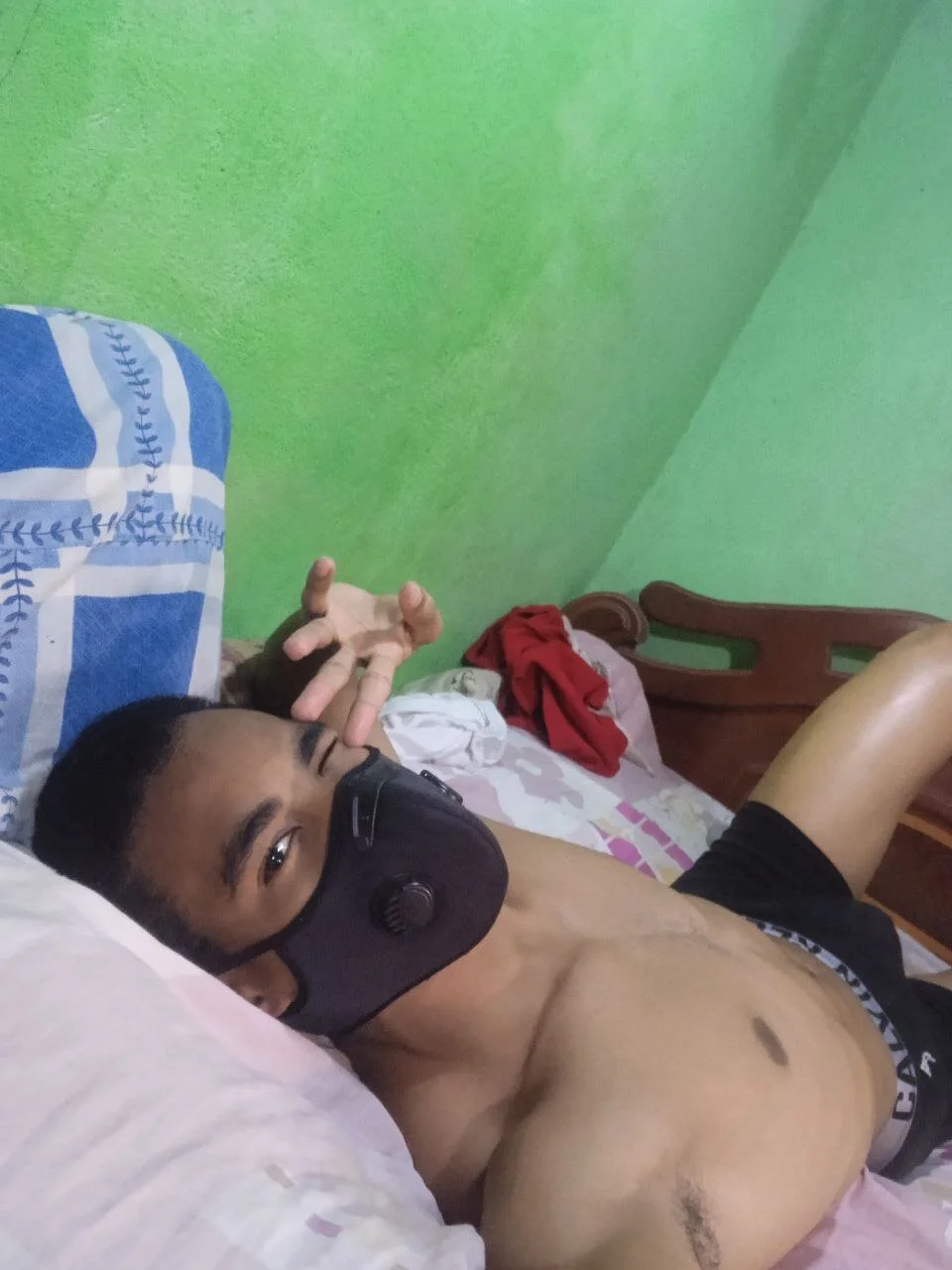 XXX Porn Photo of Nude wezquer 3