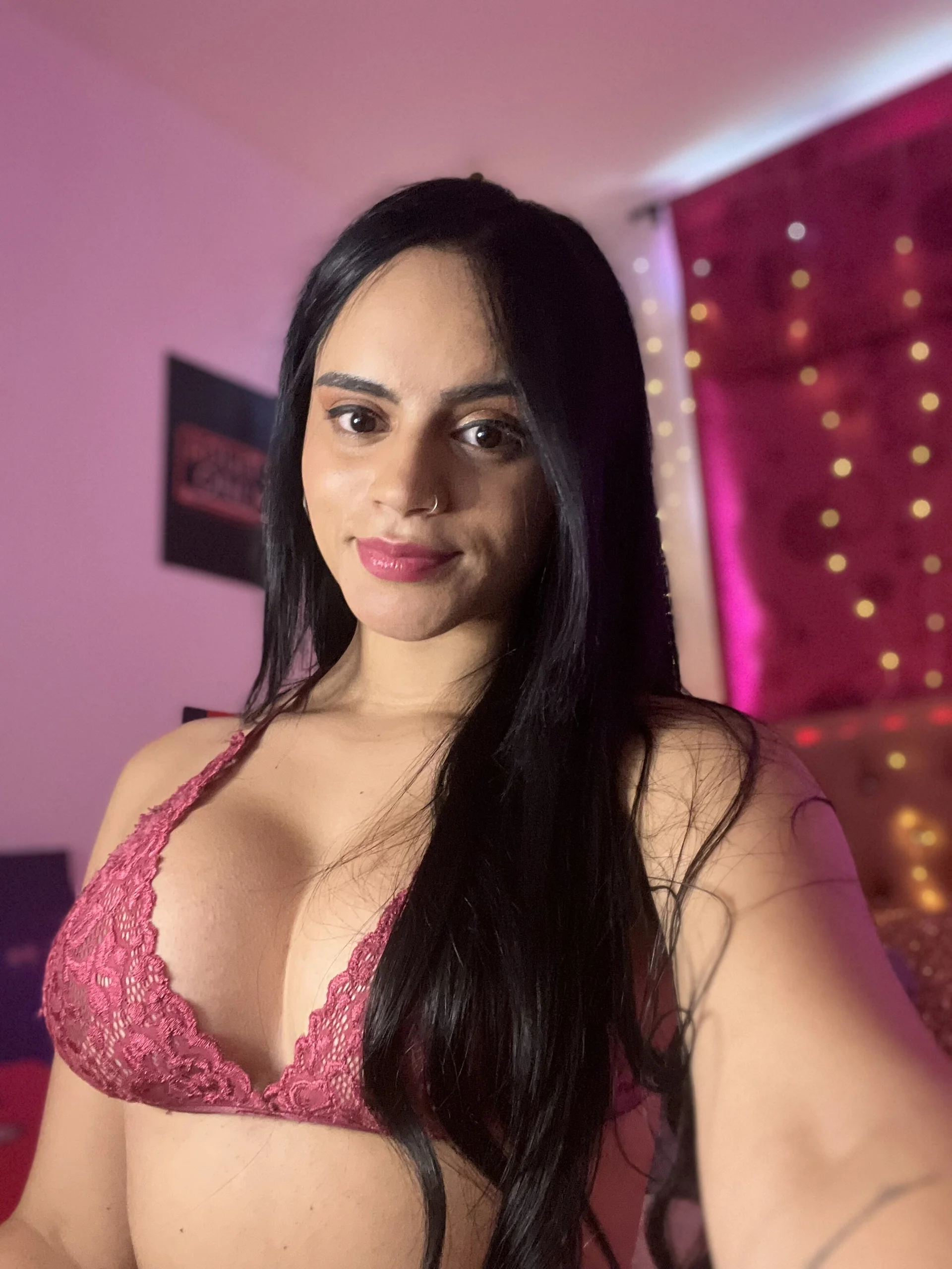 XXX Porn Photo of Nude aphril_rodriguez 19