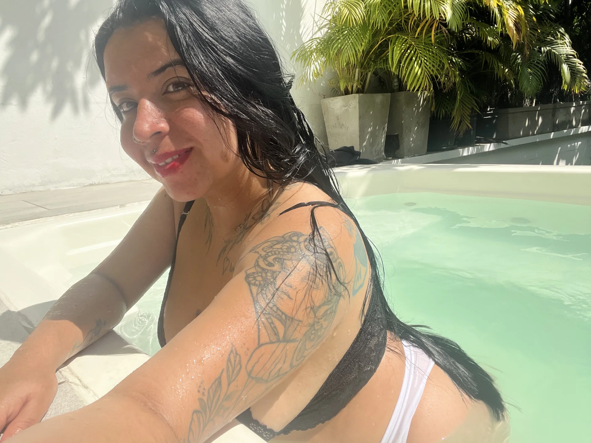 XXX Porn Photo of Nude Devilsweet17 57